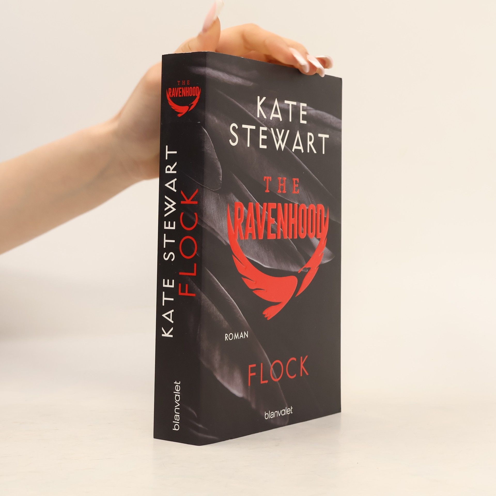 Kate Stewart The Ravenhood - Flock