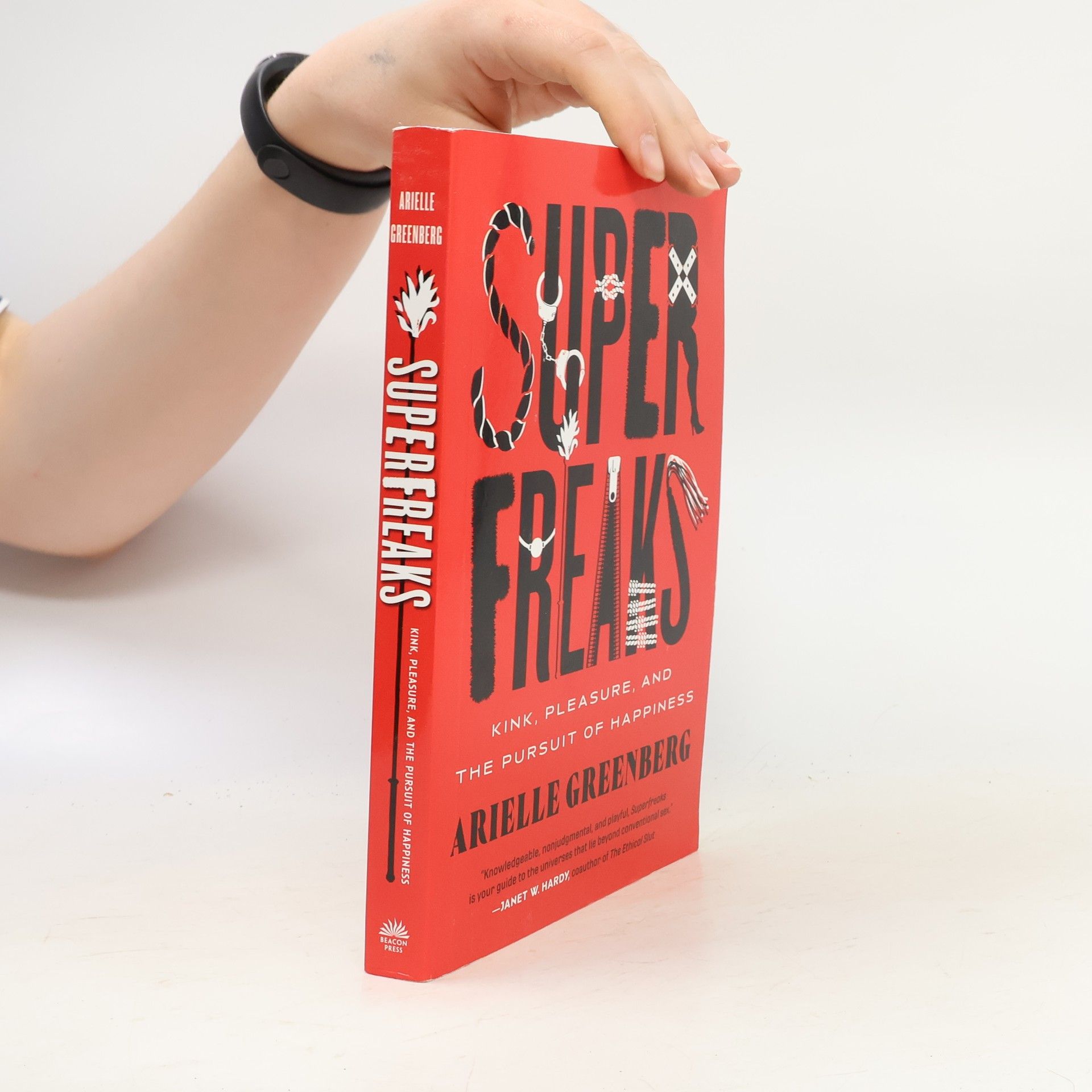 Lara And Arielle Superfreaks
