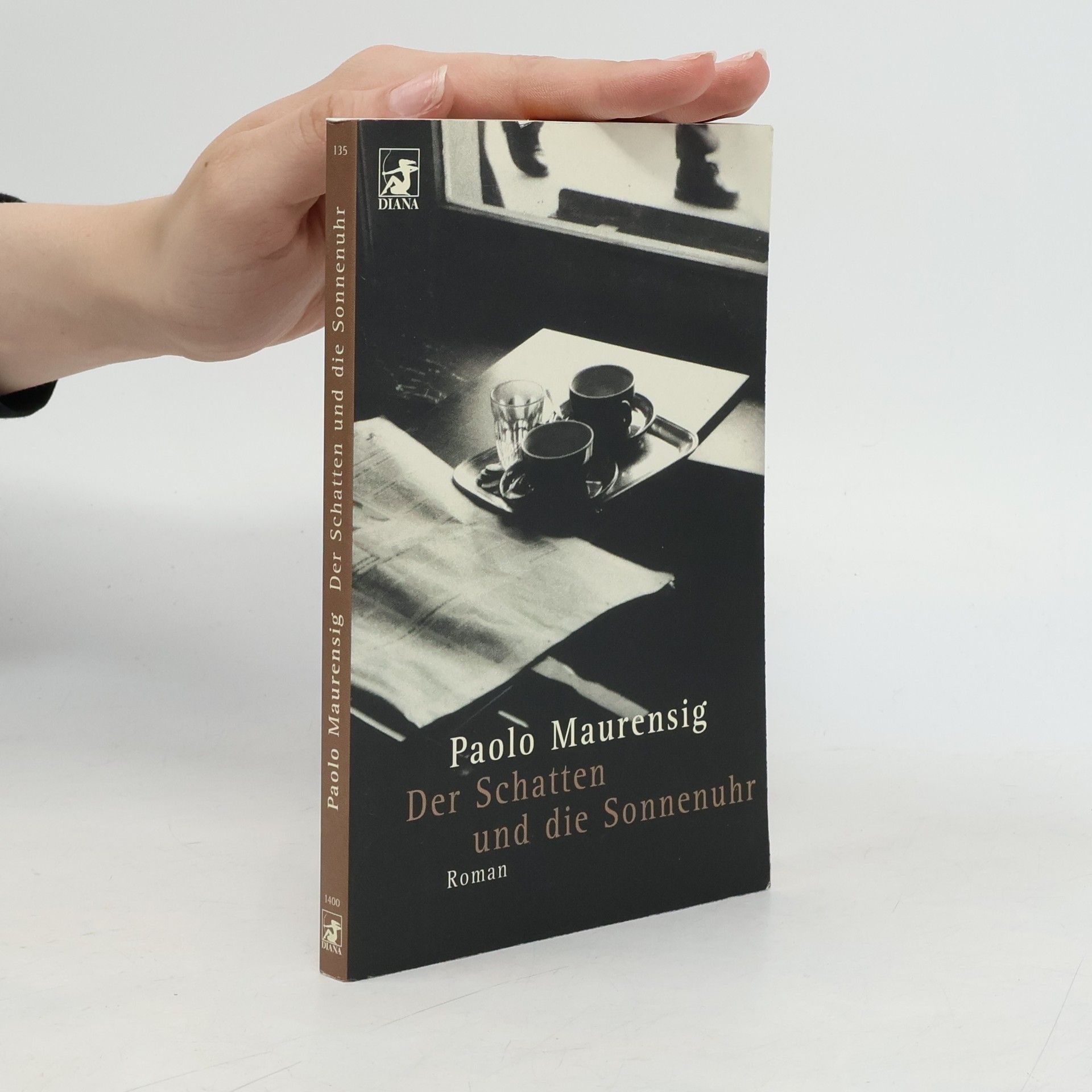 Der Schatten und die Sonnenuhr