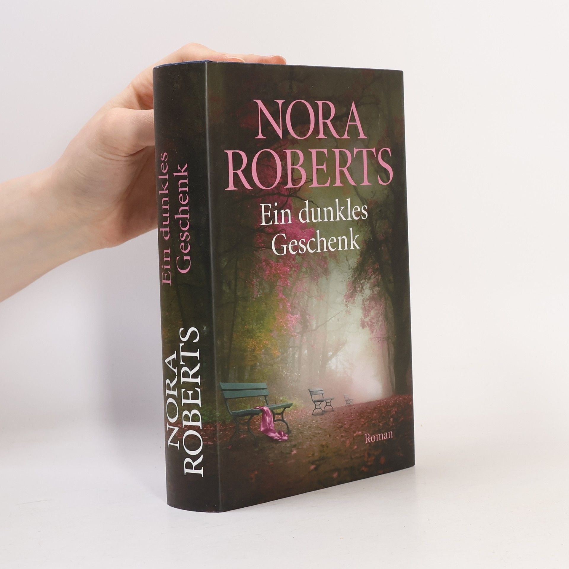 Nora Roberts Ein dunkles Geschenk