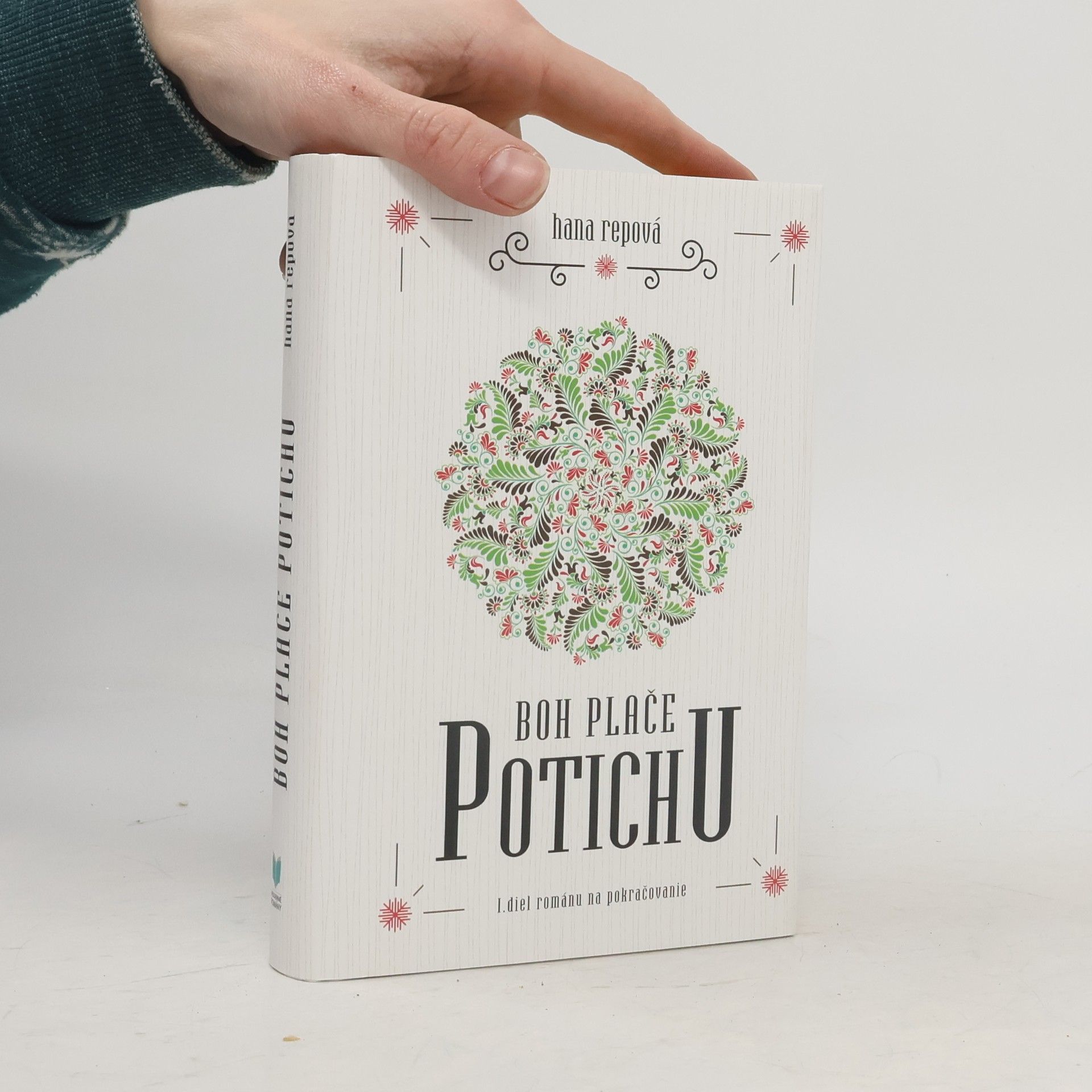 Boh pláče potichu