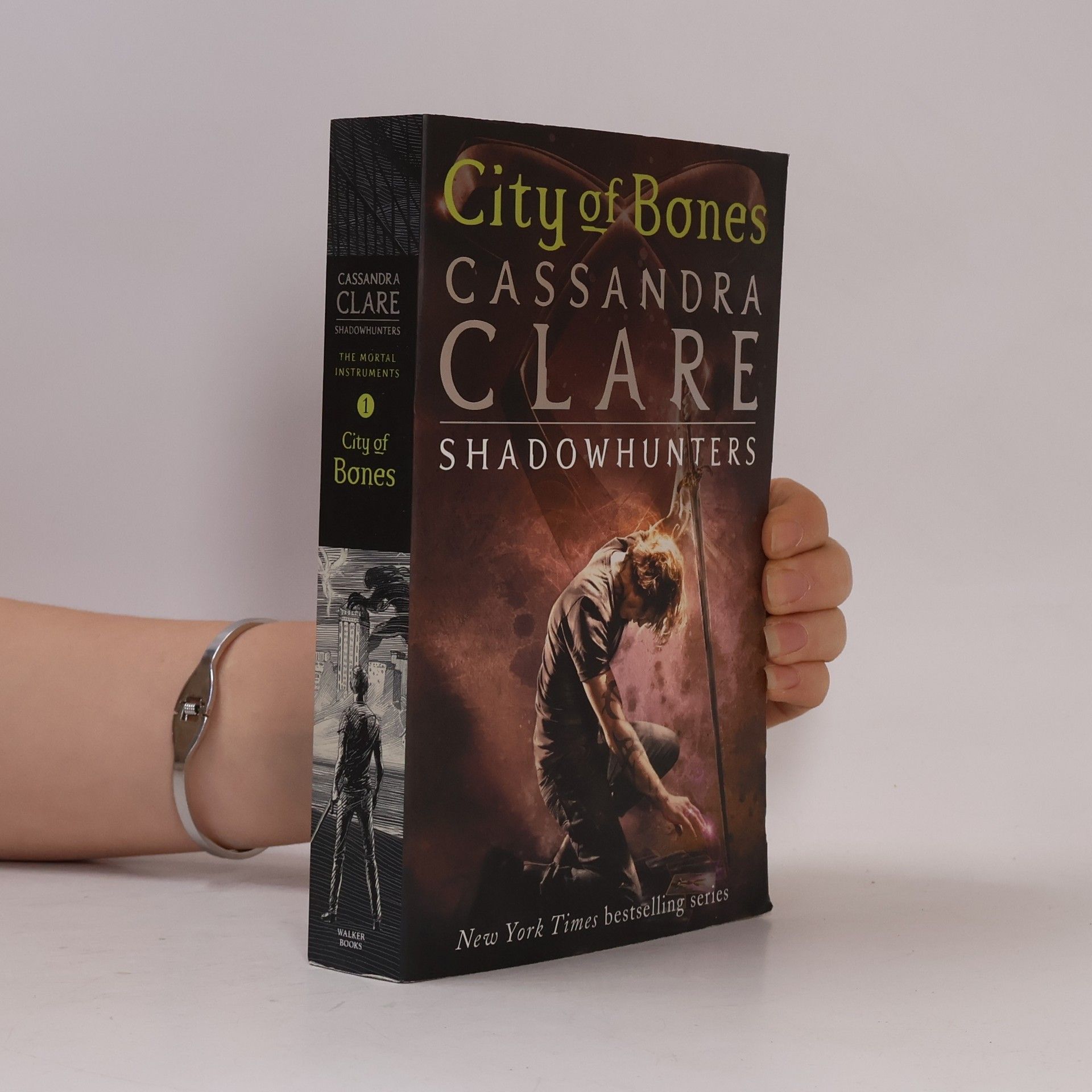 Cassandra Clare City of Bones