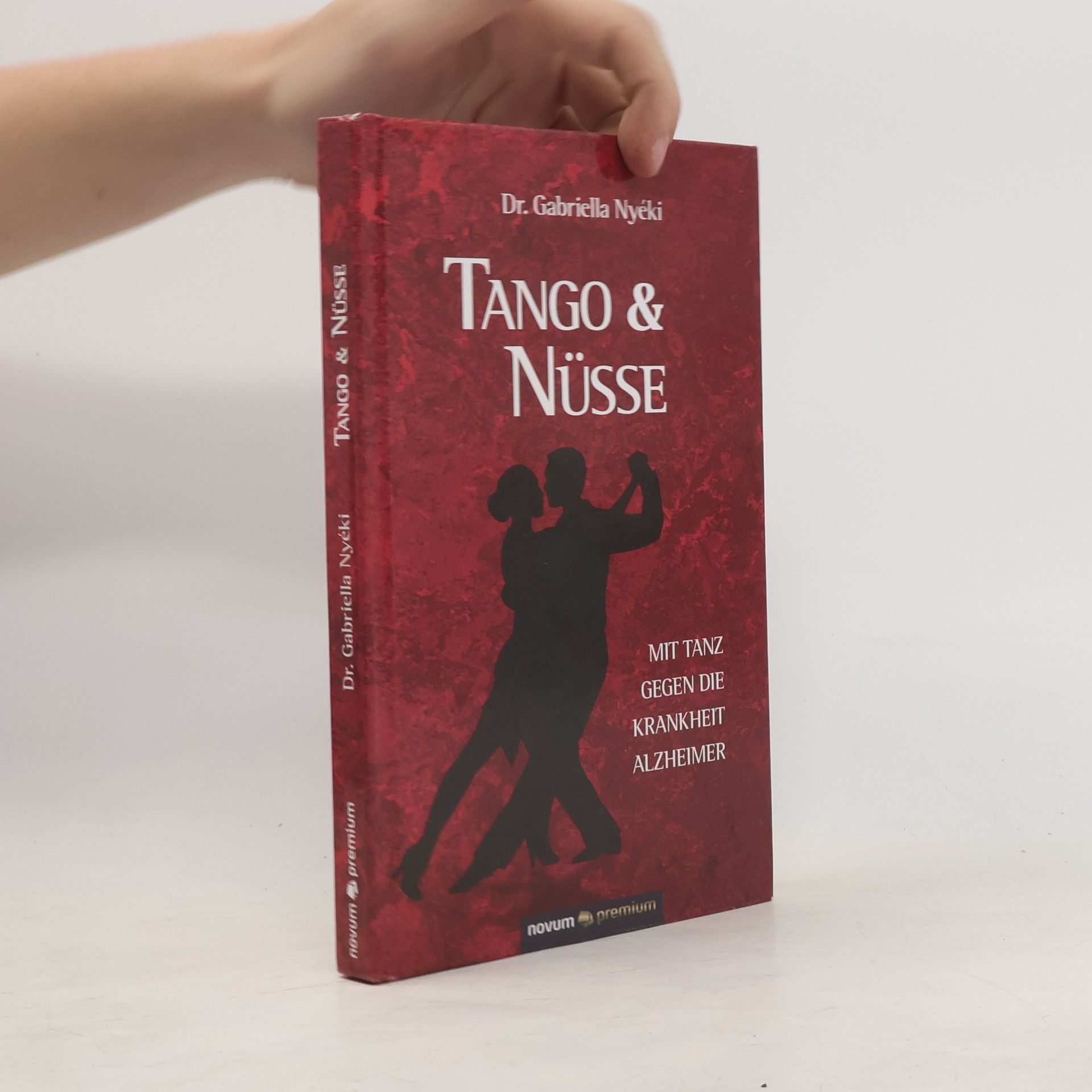 Gabriella Nyéki Tango & Nüsse