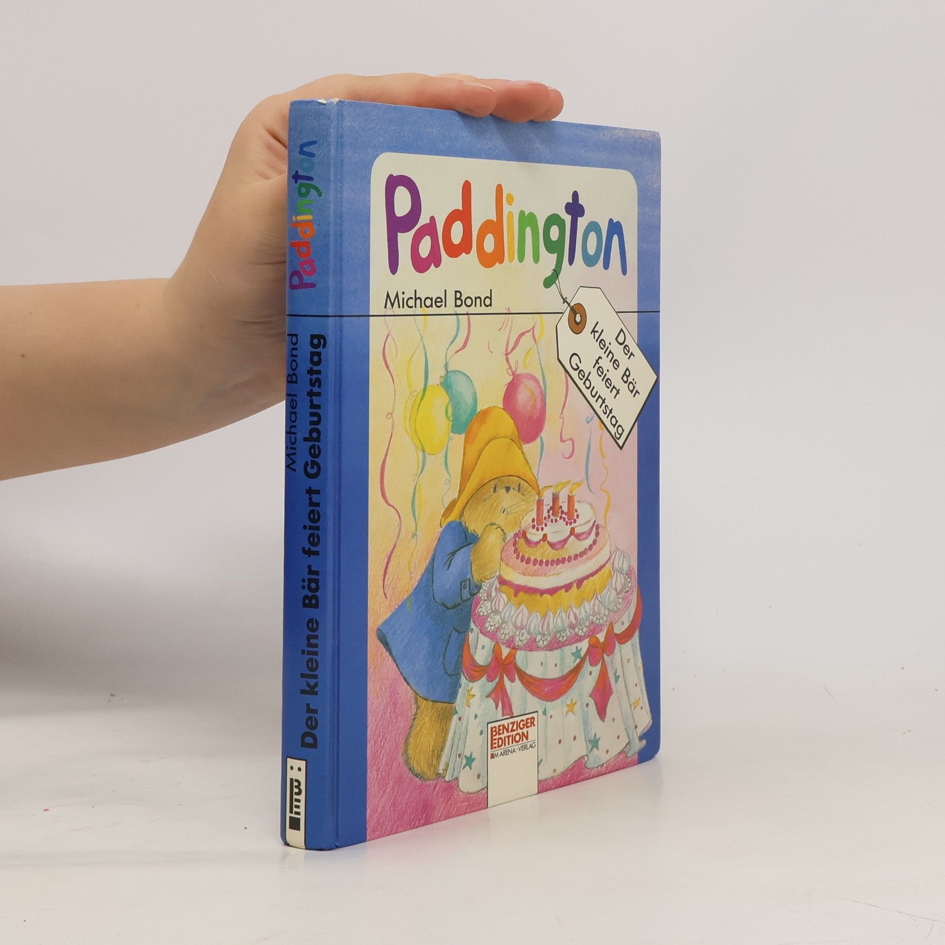 Michael Bond Paddington. Der kleine Bär feiert Geburtstag