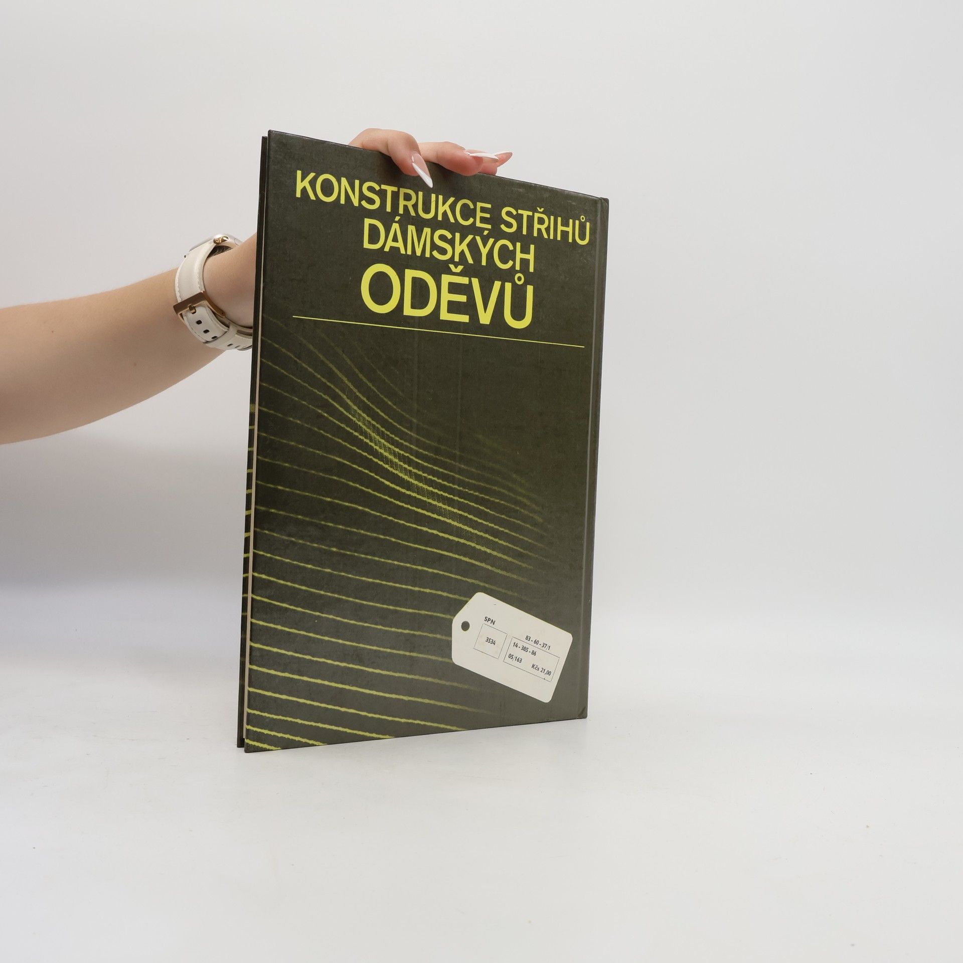 Jana Pluháčková Konstrukce střihů dámských oděvů