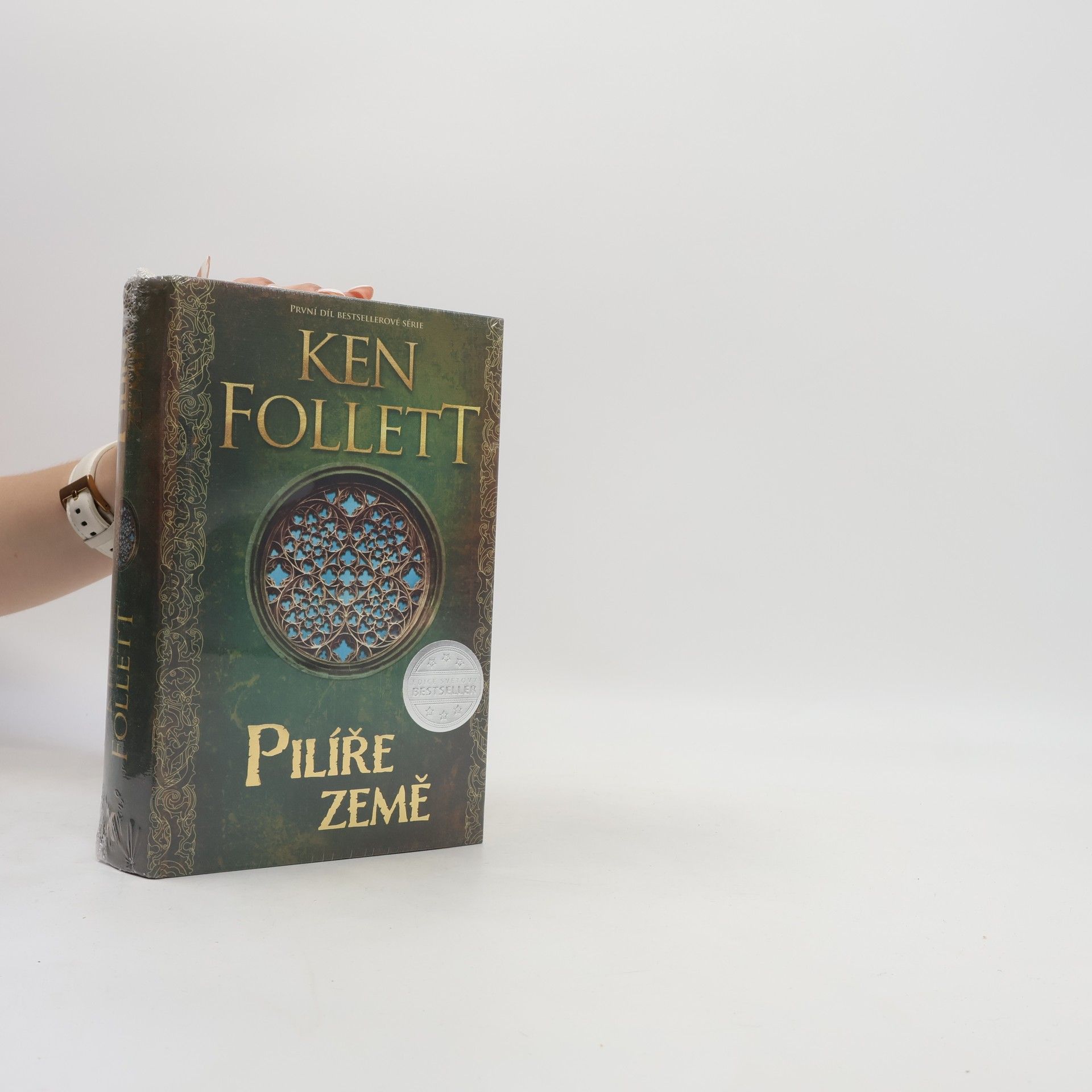 Ken Follett Pilíře země