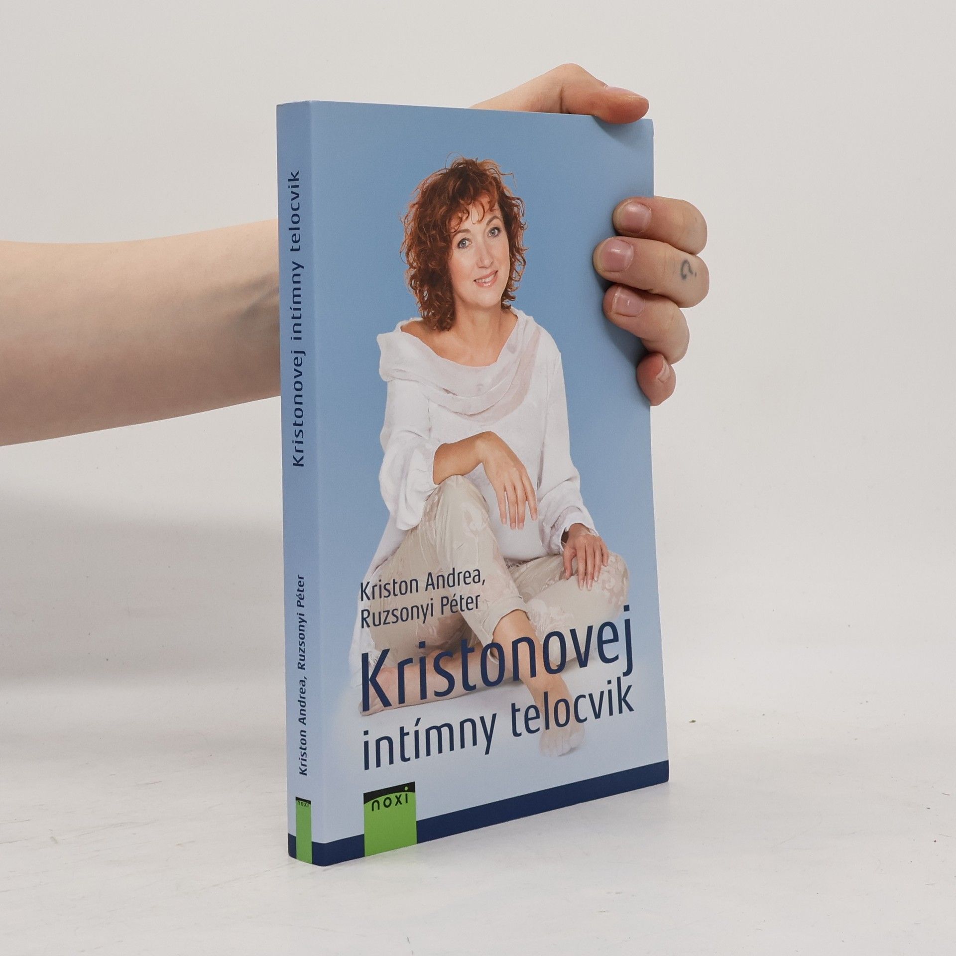 Péter Ruzsonyi Kristonovej intímny telocvik