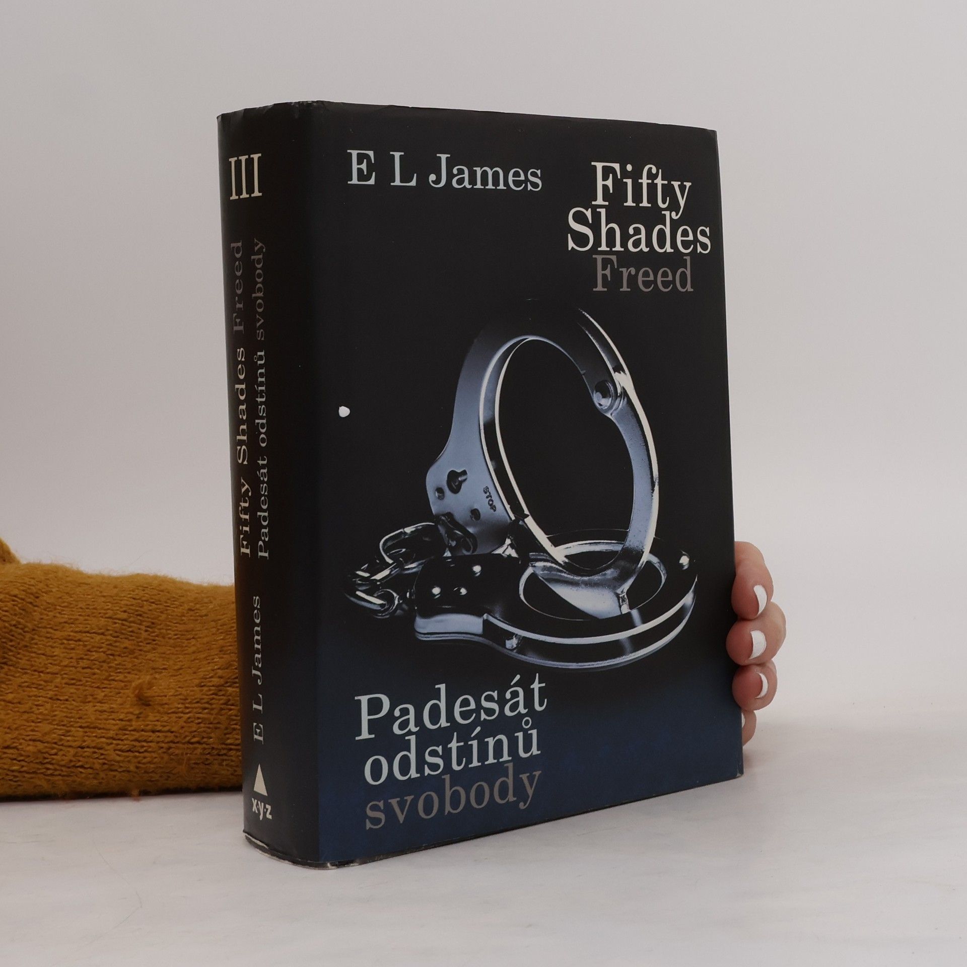 E. L. James Padesát odstínů svobody