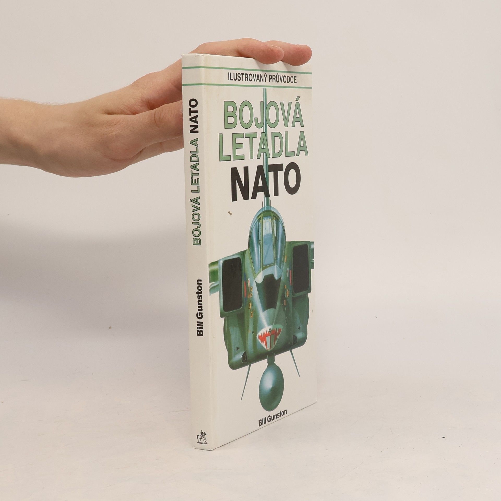 Bill Gunston Bojová letadla NATO