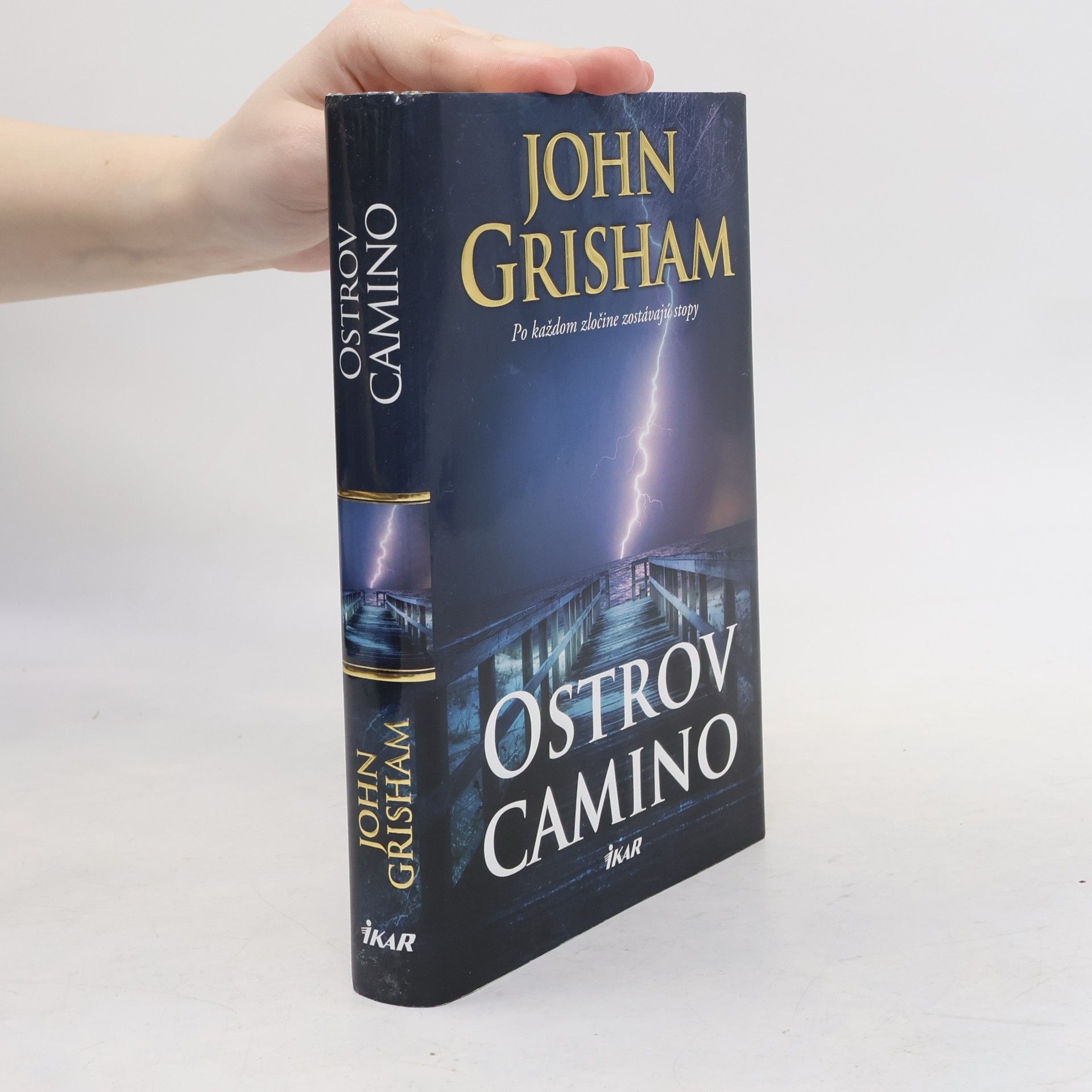 John Grisham Ostrov Camino