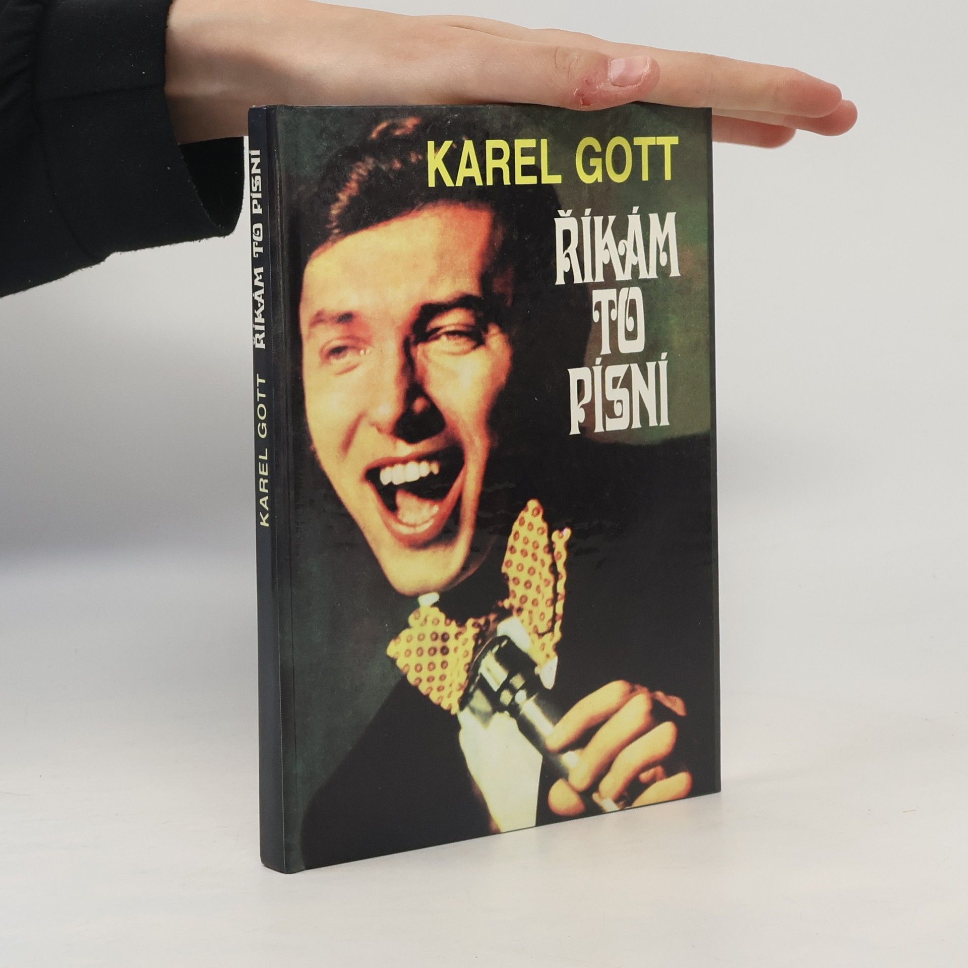 Karel Gott Říkám to písní