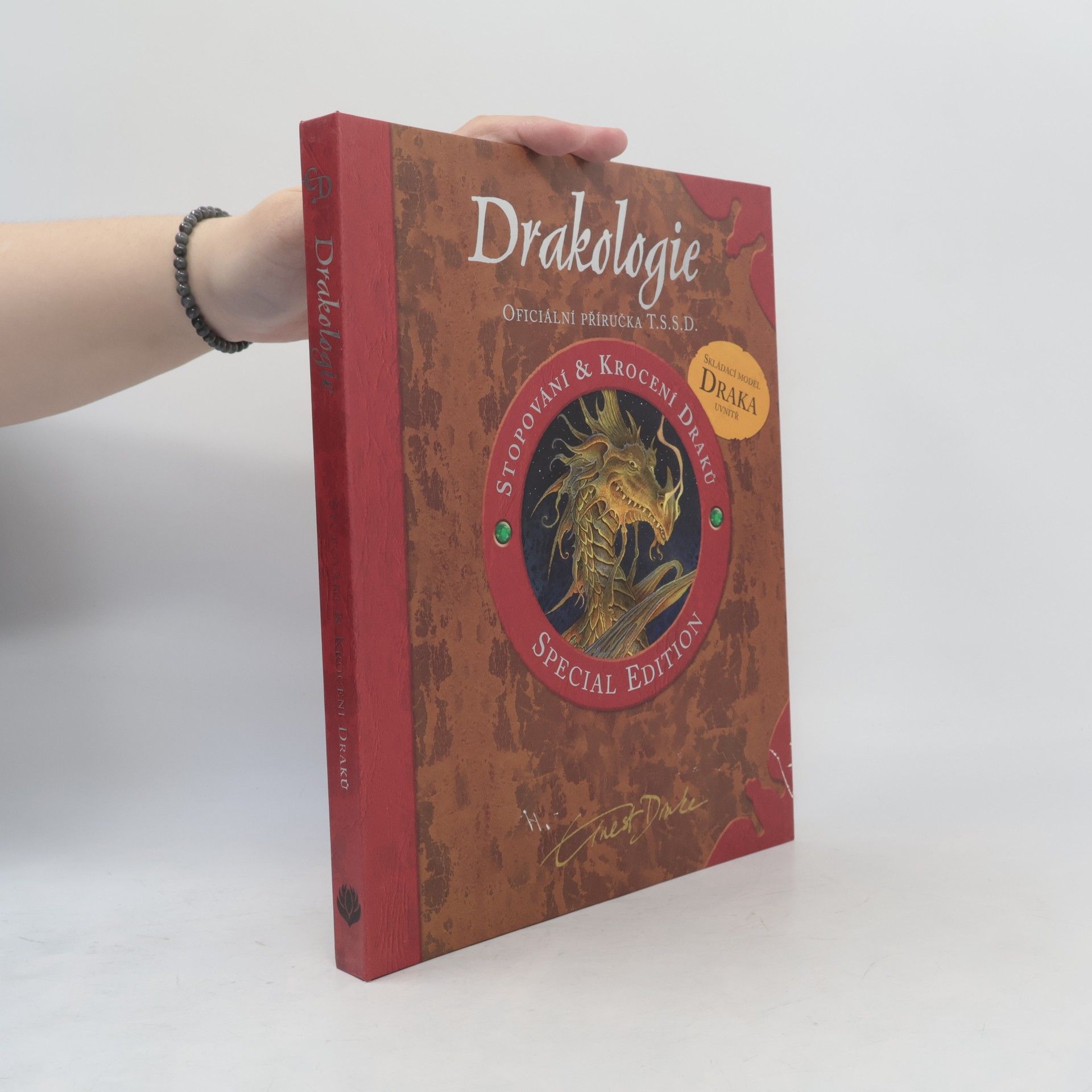 Dugald A. Steer Drakologie - stopování a krocení draků, příručka pro začátečníky