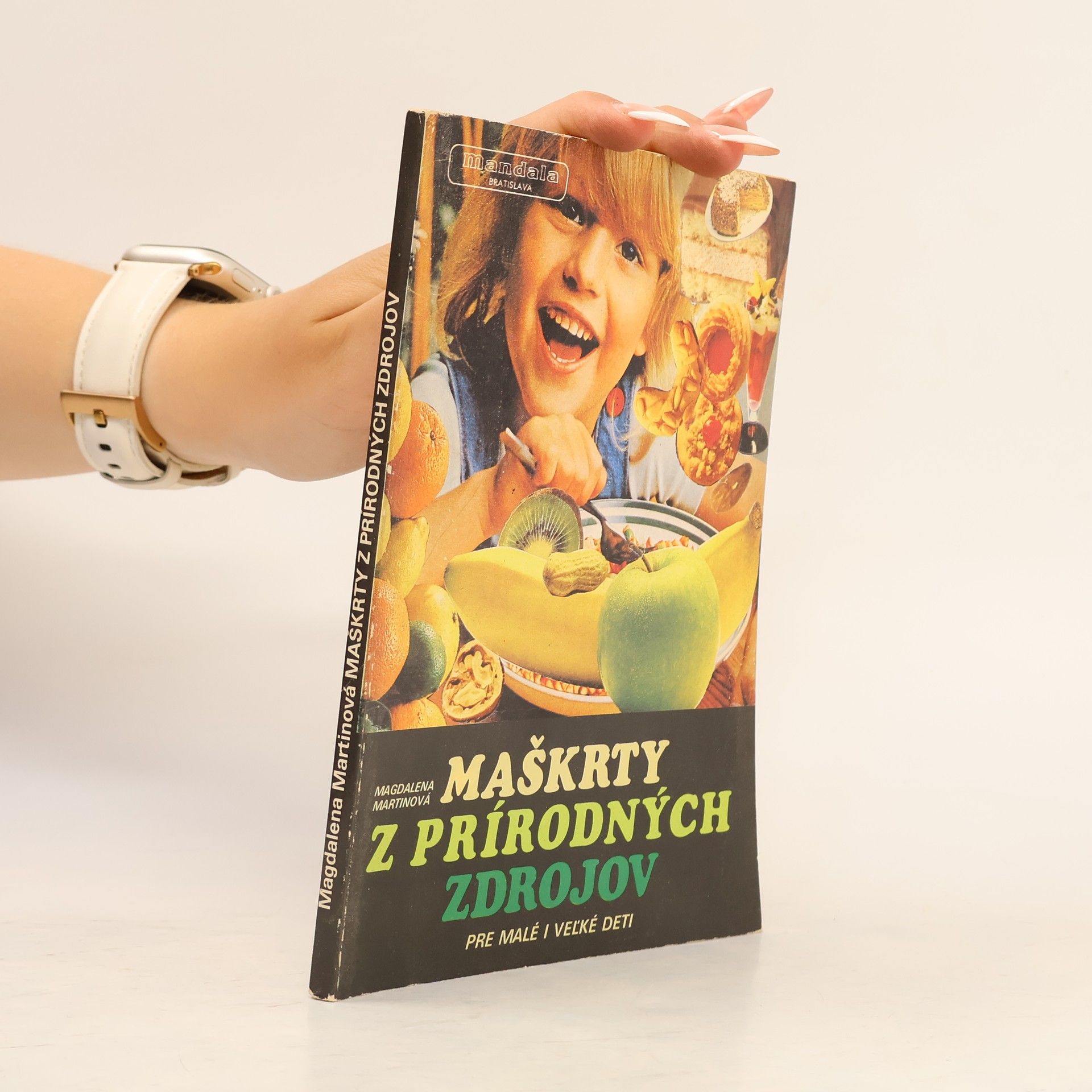 Magdalena Martin Maškrty z prírodných zdrojov