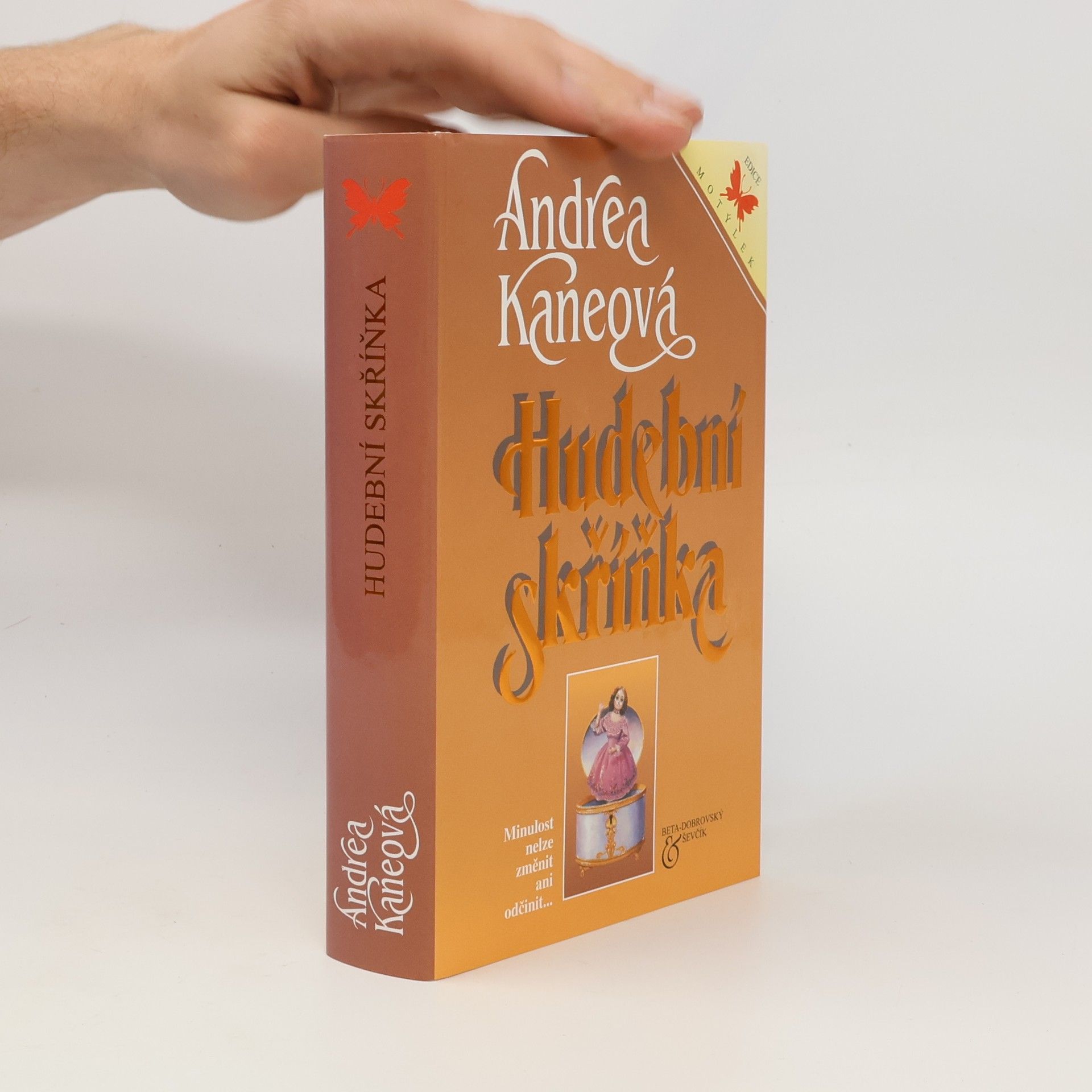 Andrea Kane Hudební skříňka