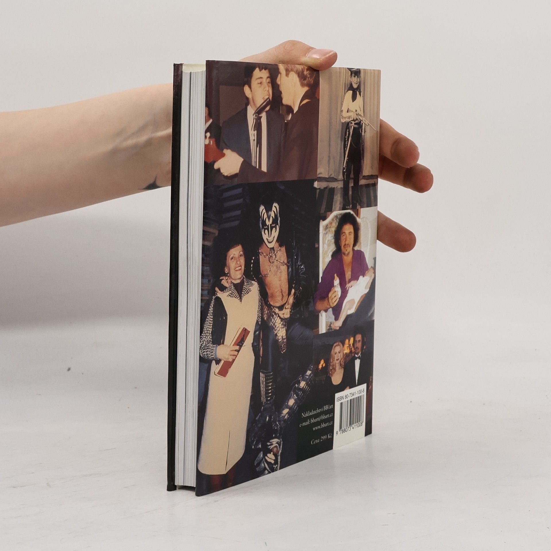 Autores varios Kiss