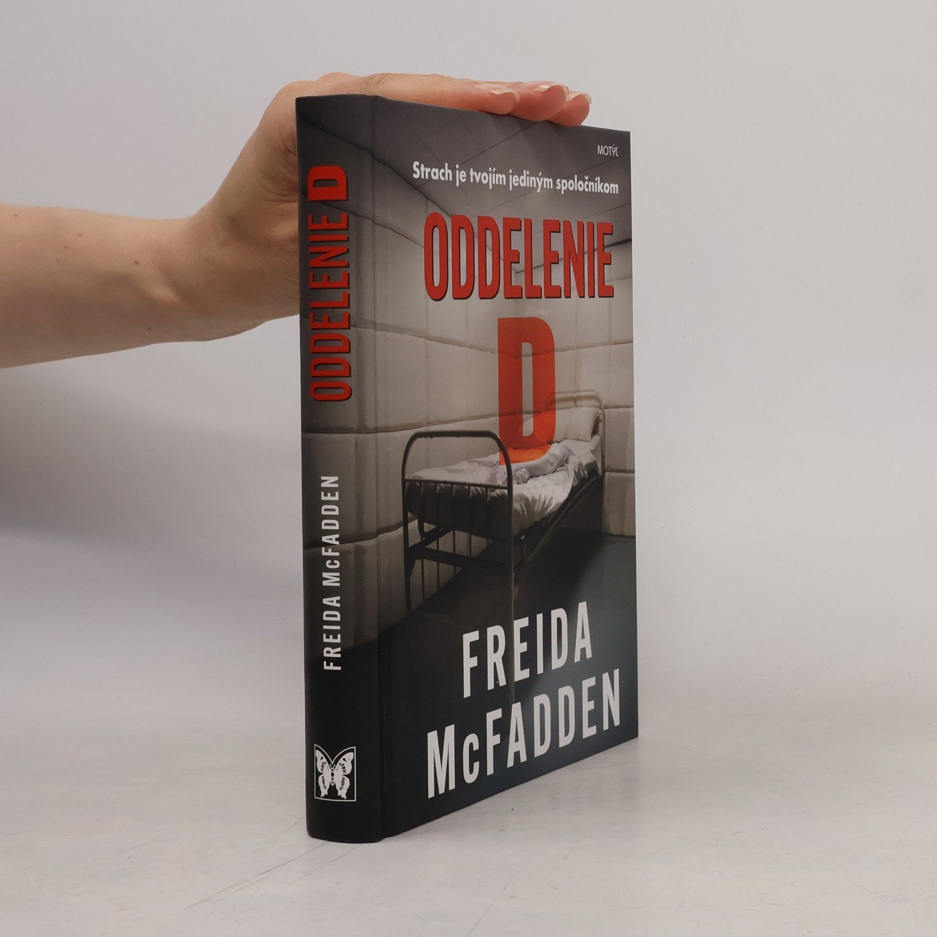 Freida McFadden Oddelenie D