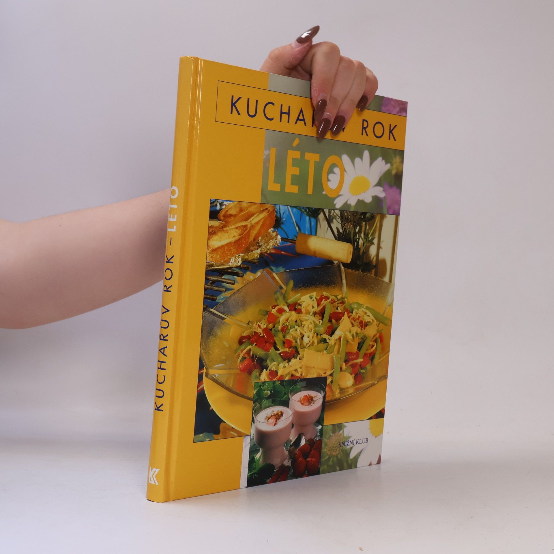 Kolektív autorov Kuchařův rok. Léto