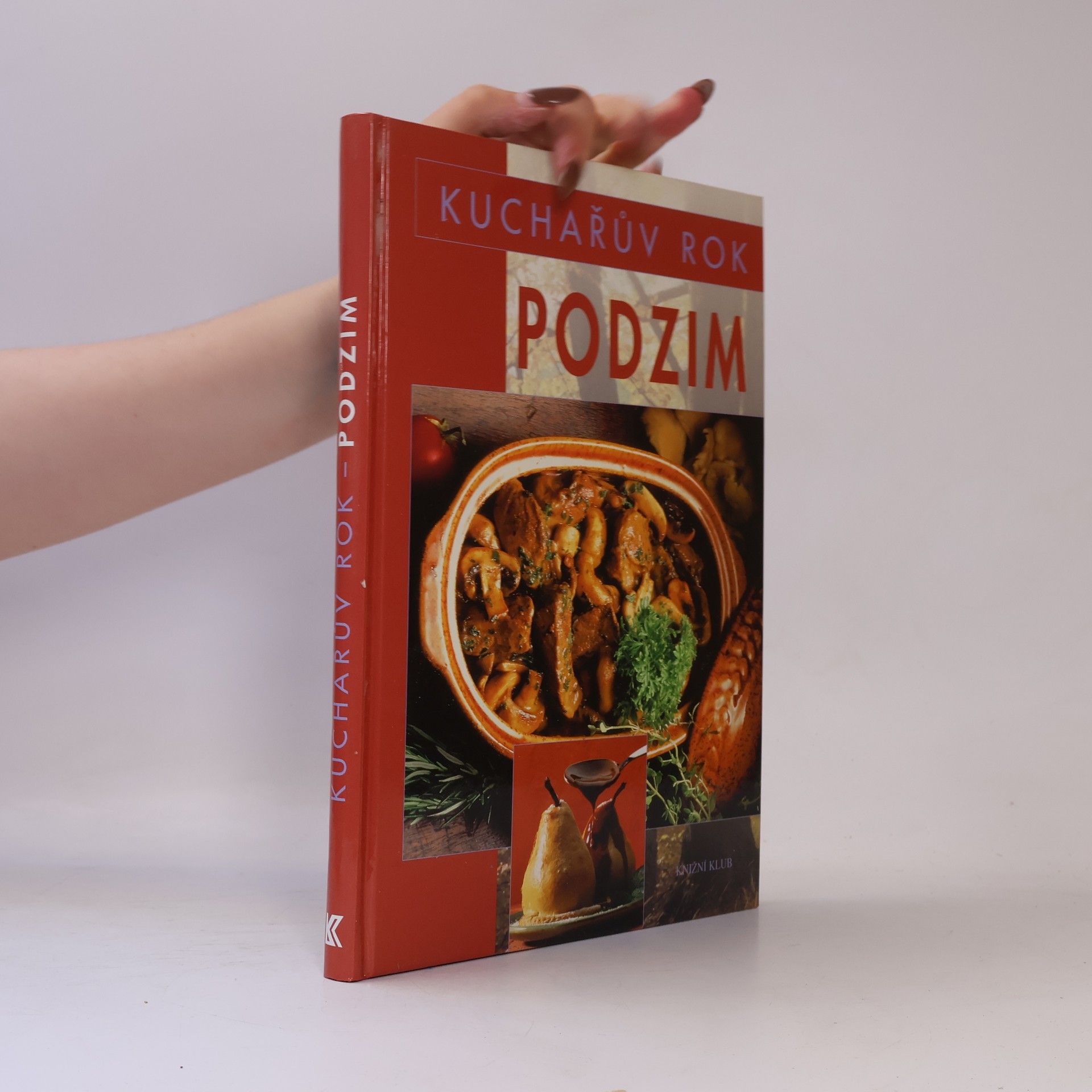 Autorenkollektiv Kuchařův rok. Podzim Podzim