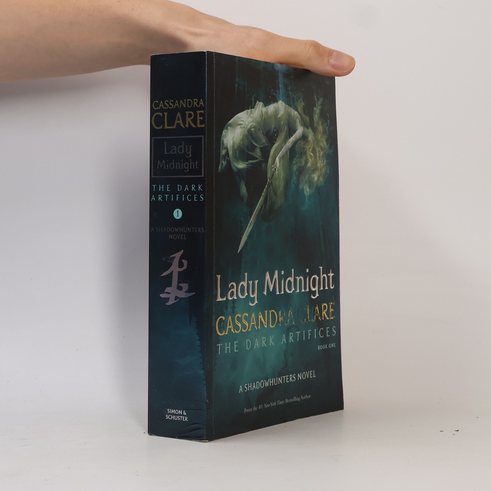 Lady Midnight. The dark artifices. Book one.