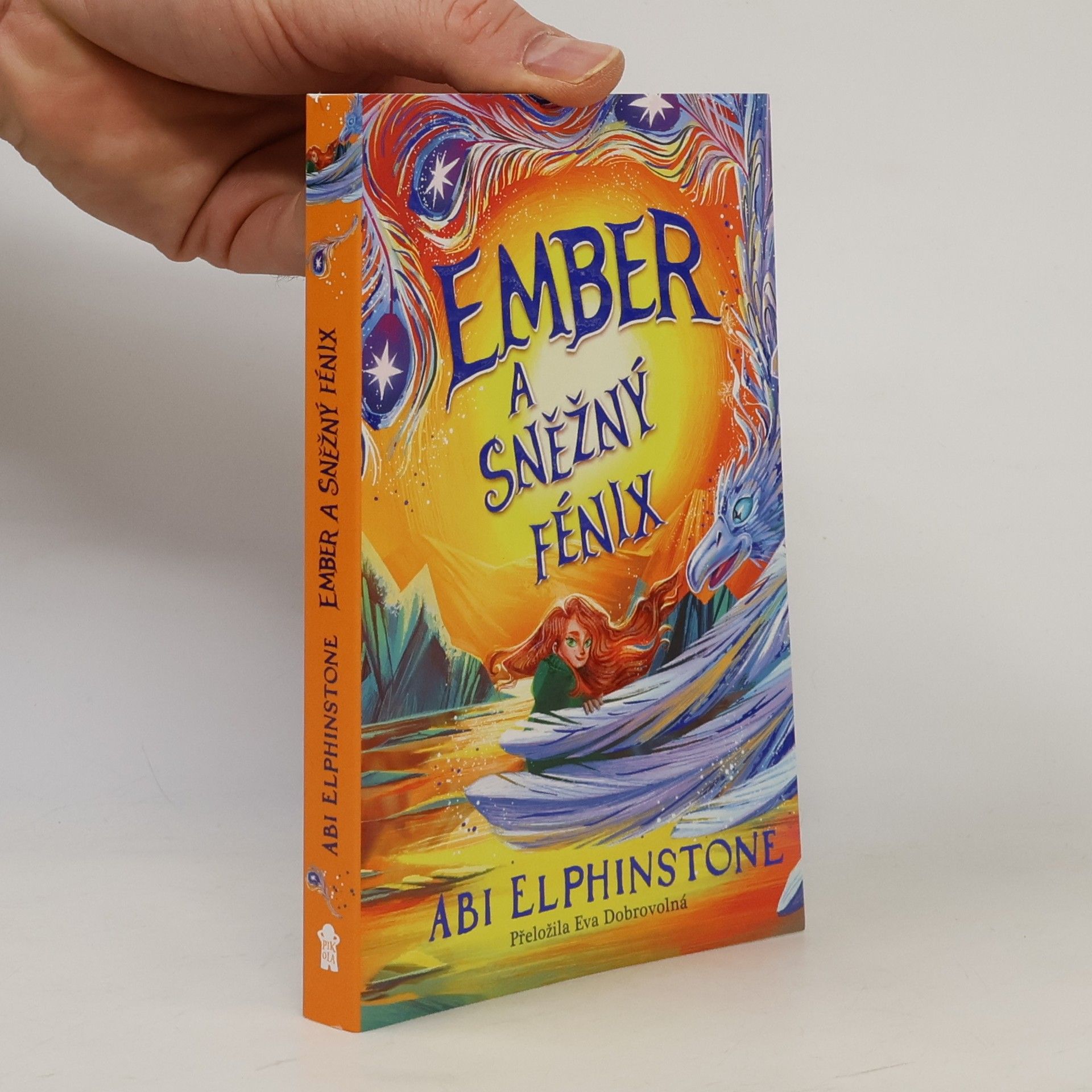 Abi Elphinstone Ember a sněžný fénix
