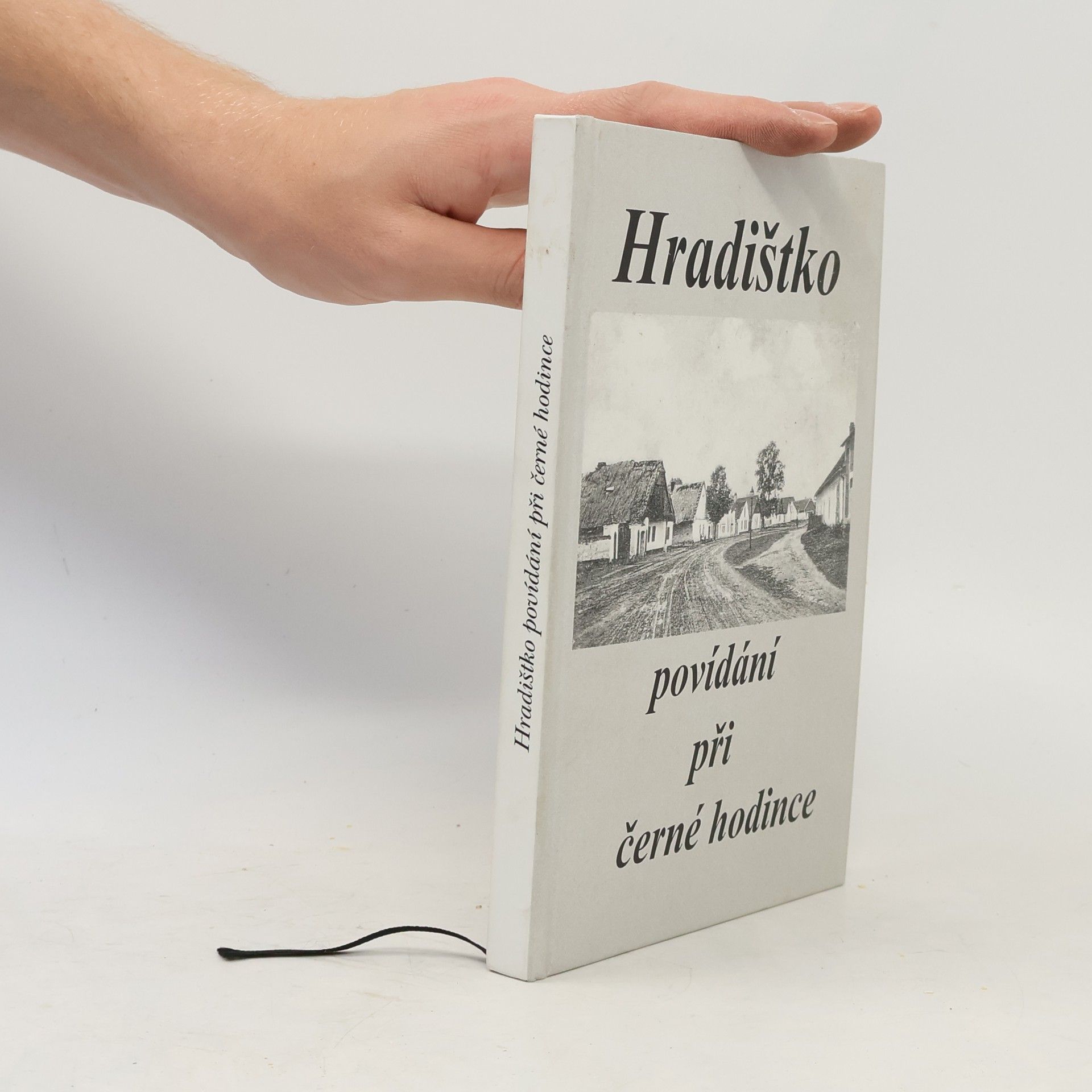 Jana Šestáková Hradištko. Povídání při černé hodince