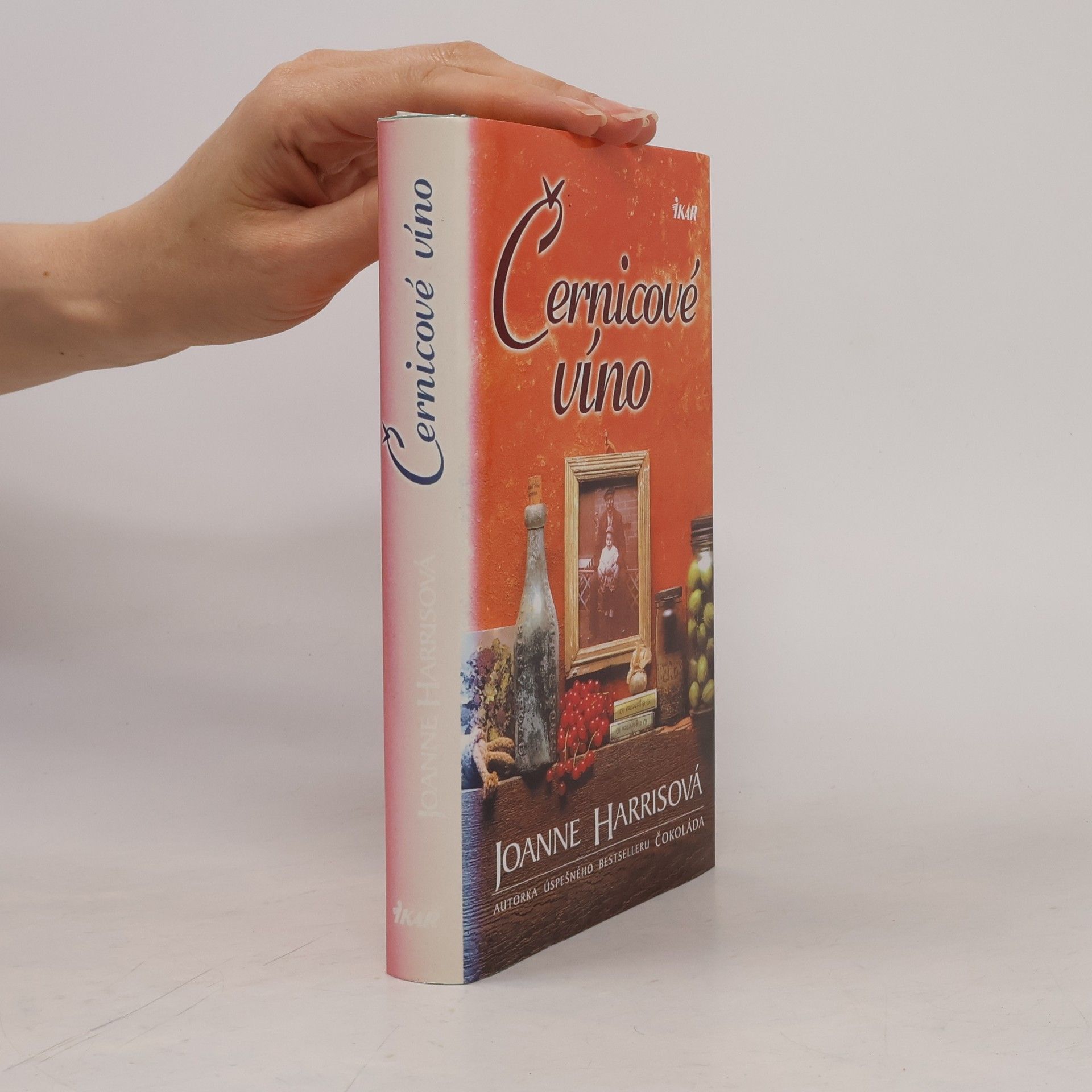 Joanne Harris Černicové víno