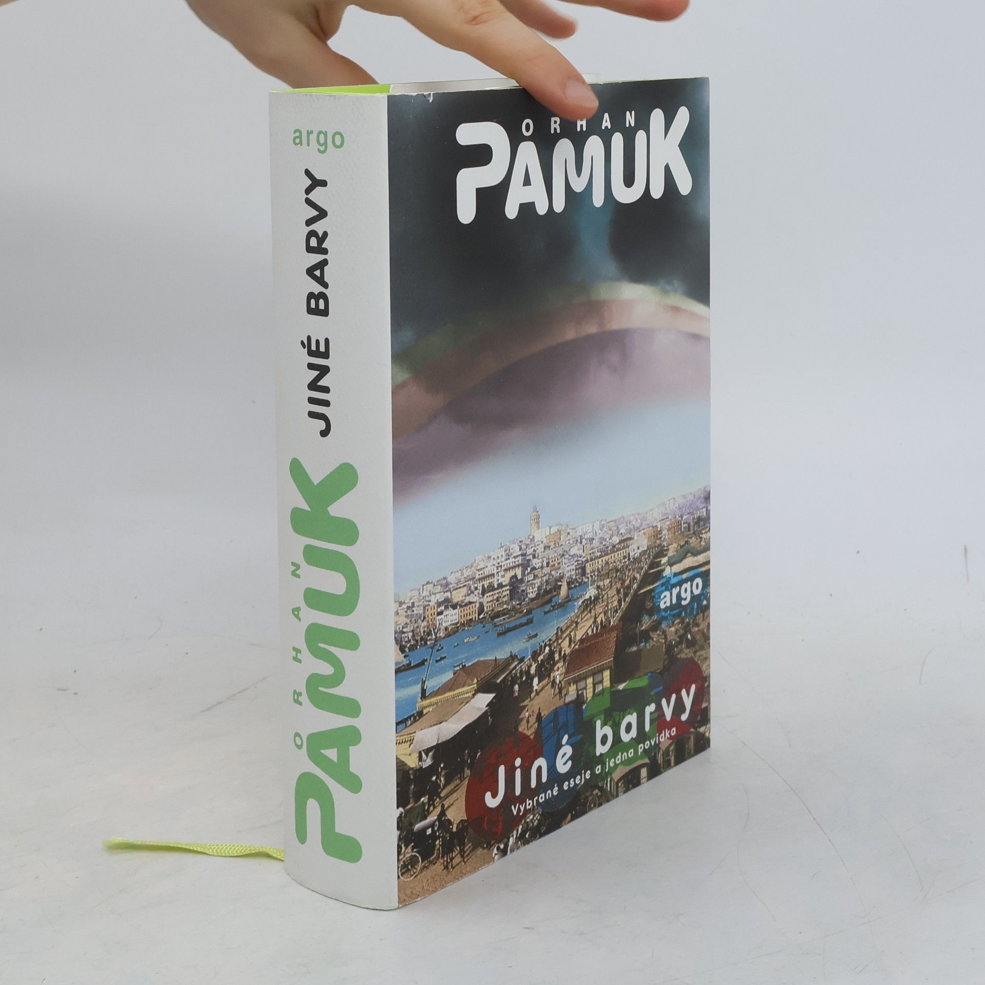 Orhan Pamuk Jiné barvy