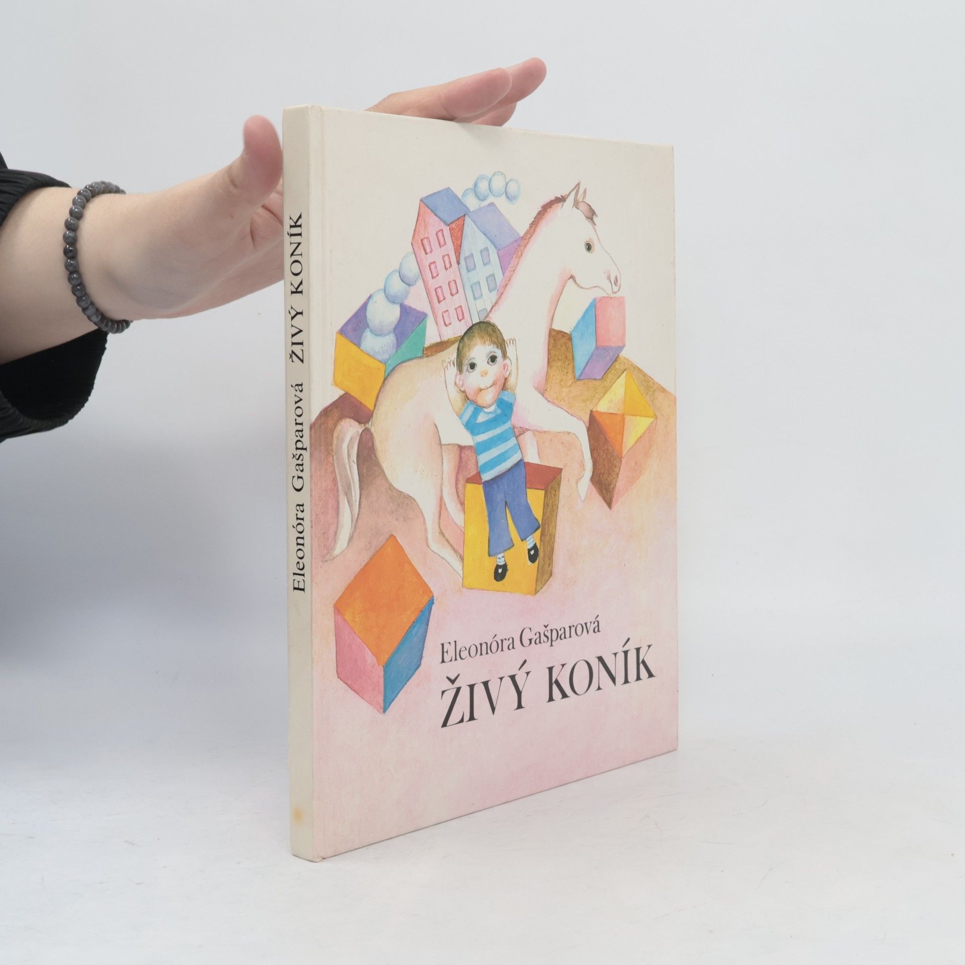 Eleonóra Gašparová Živý koník