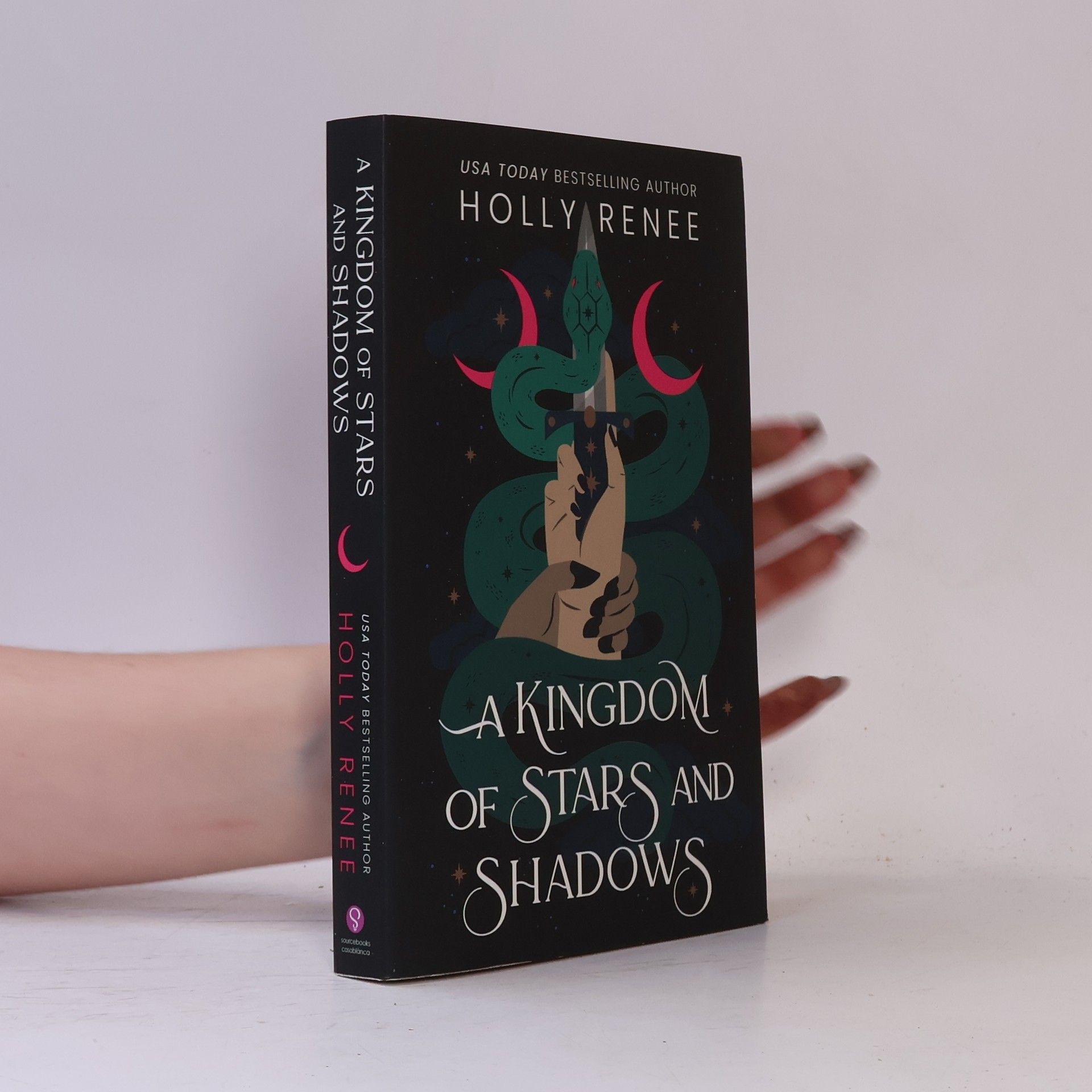 Holly Renee Dark Enemies to Lovers Fantasy Romance Series - 1: A Kingdom of Stars and Shadows