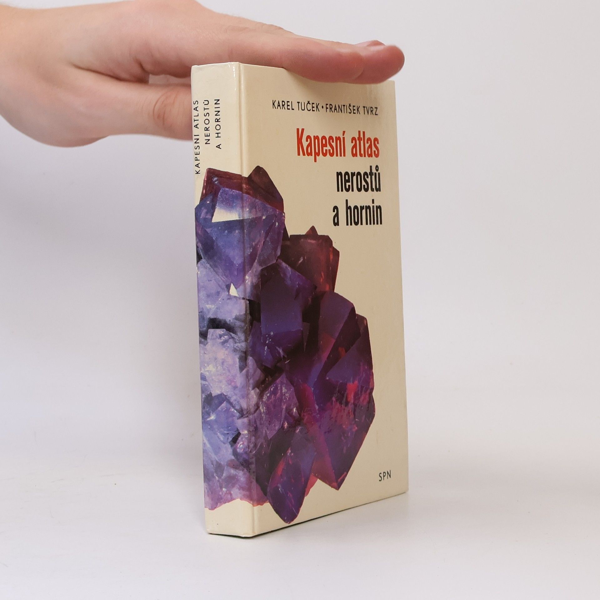 František Tvrz Kapesní atlas nerostů a hornin
