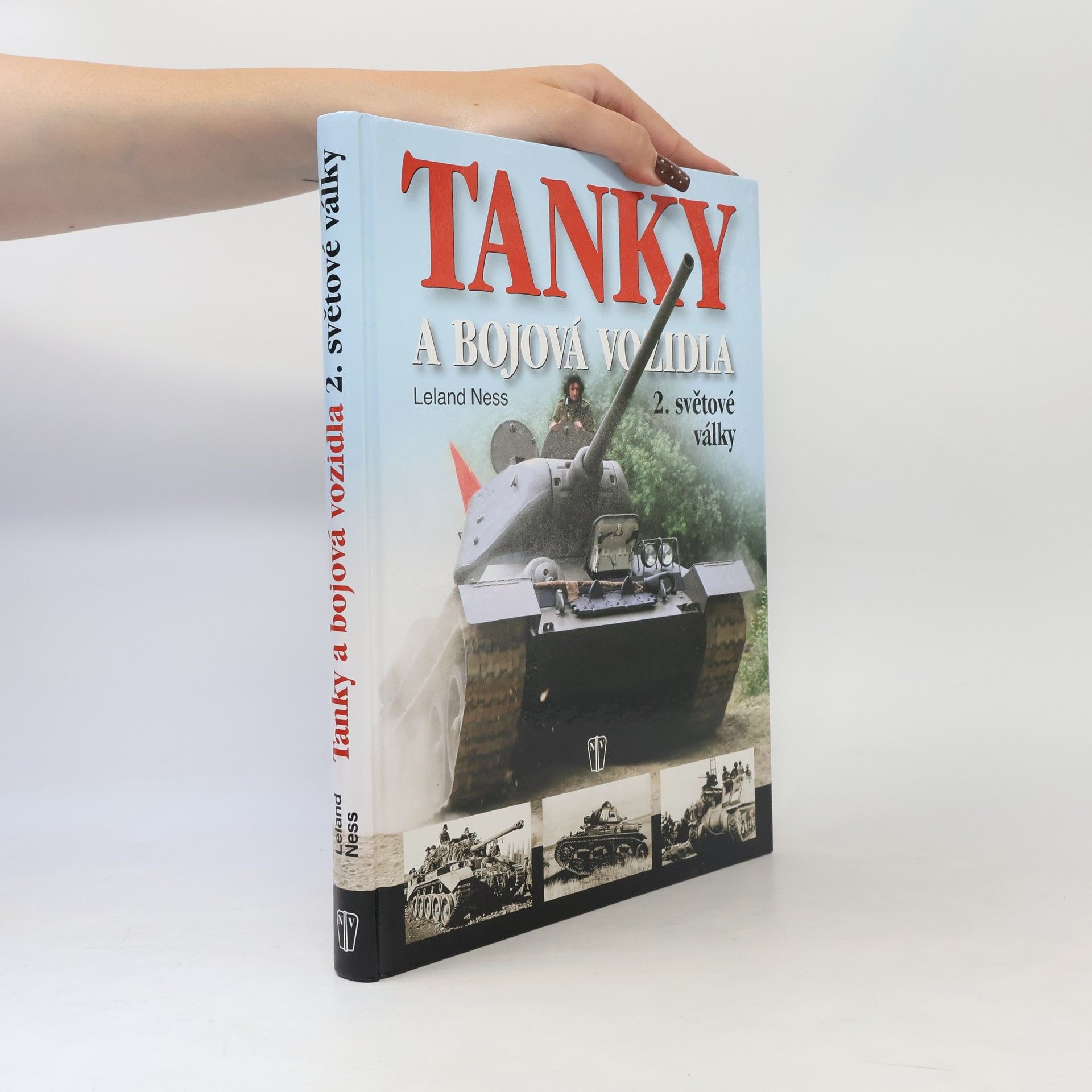 Leland S. Ness Tanky a bojová vozidla 2. světové války