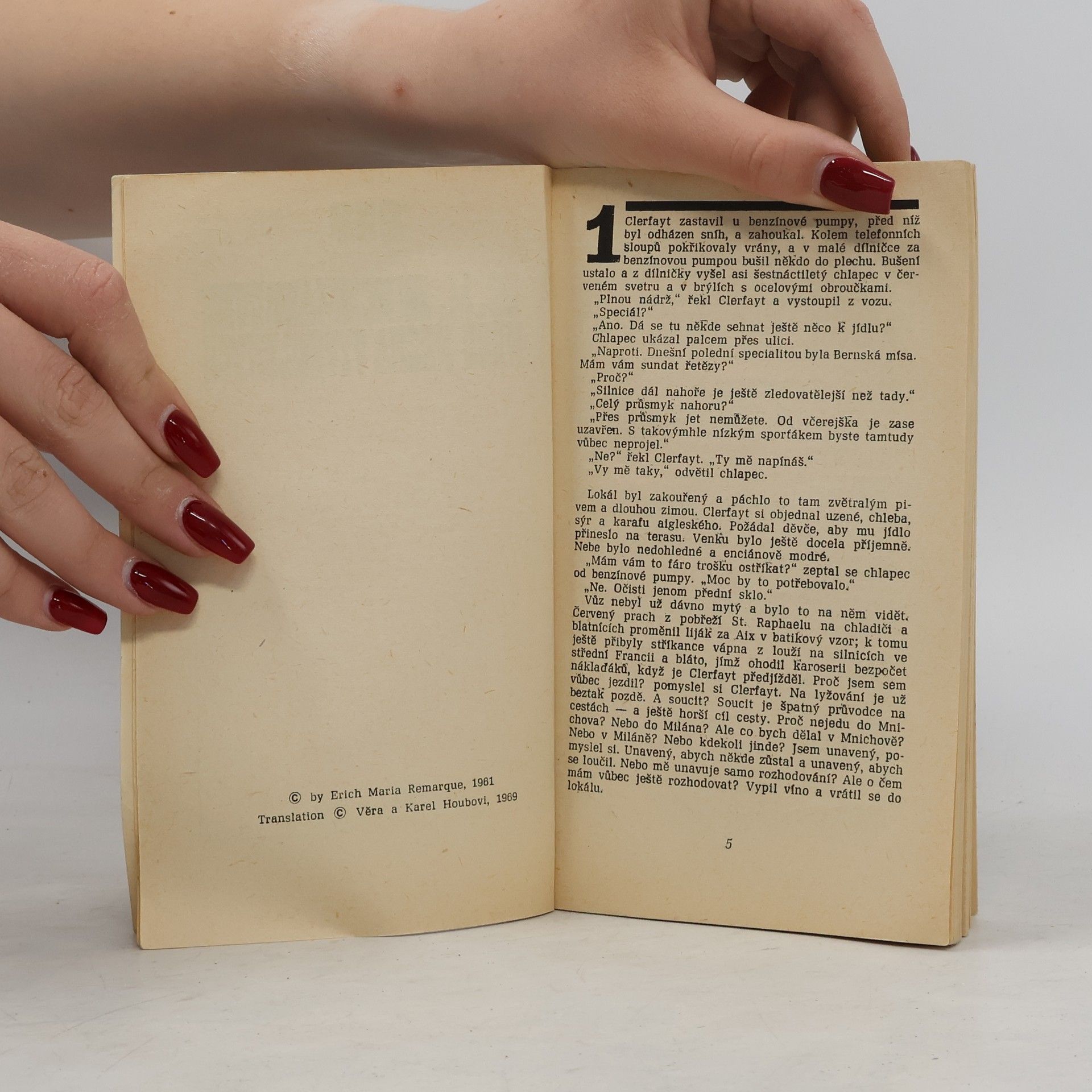 Erich Maria Remarque Nebe nezná vyvolených
