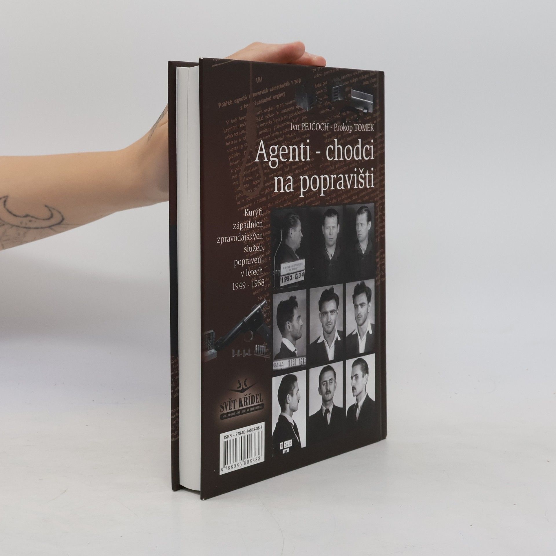 Prokop Tomek Agenti - chodci na popravišti