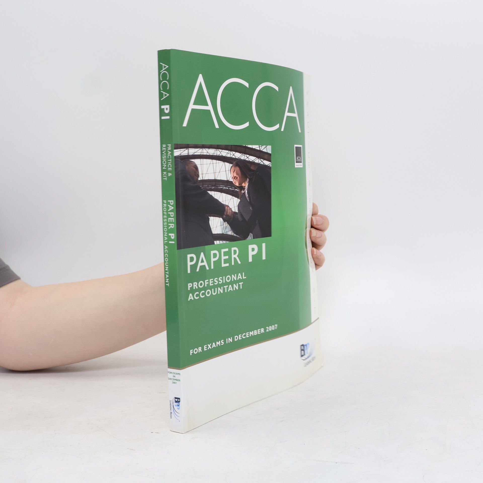 BPP LEARNING MEDIA. ACCA P1 Kit Professional Accountant