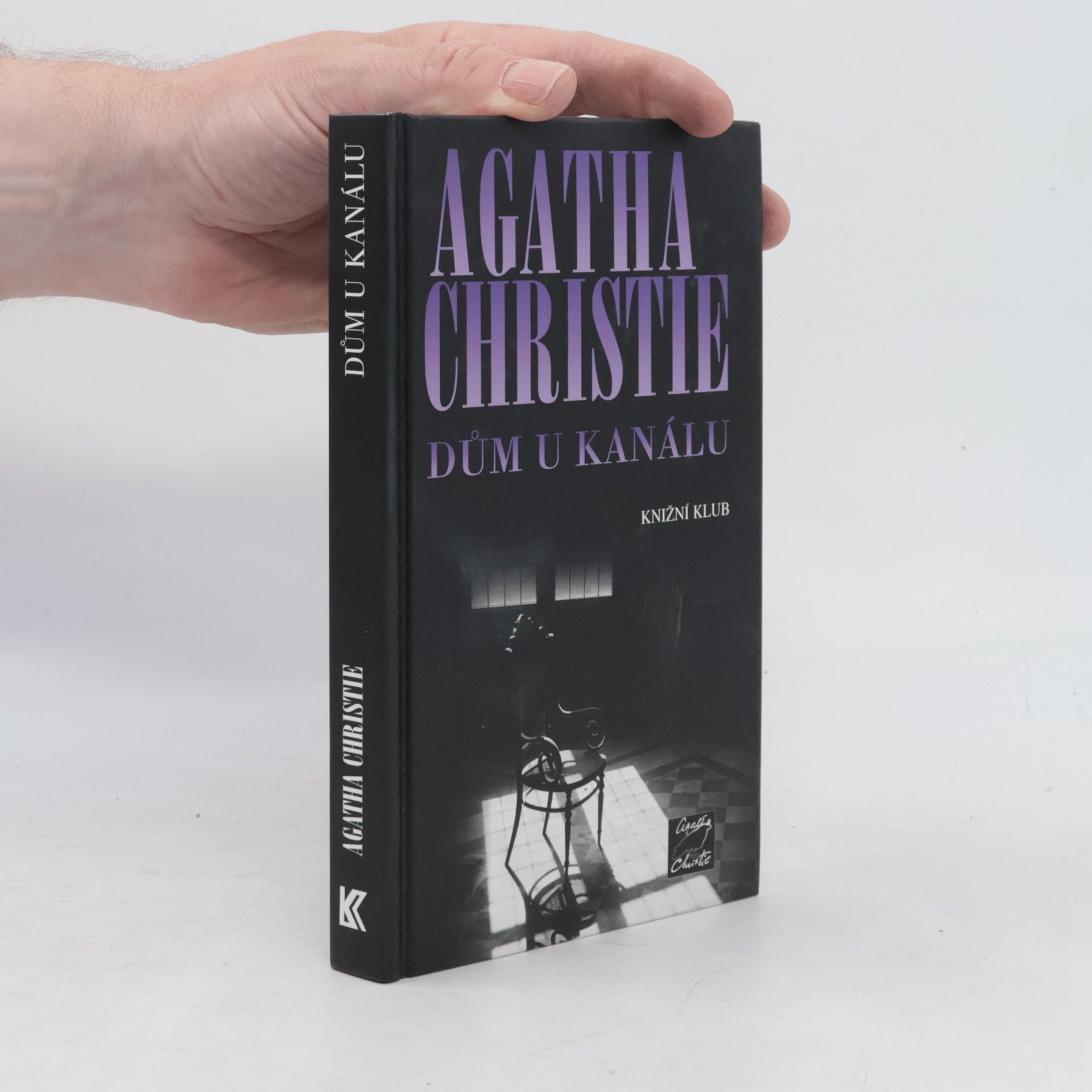 Agatha Christie Dům u kanálu