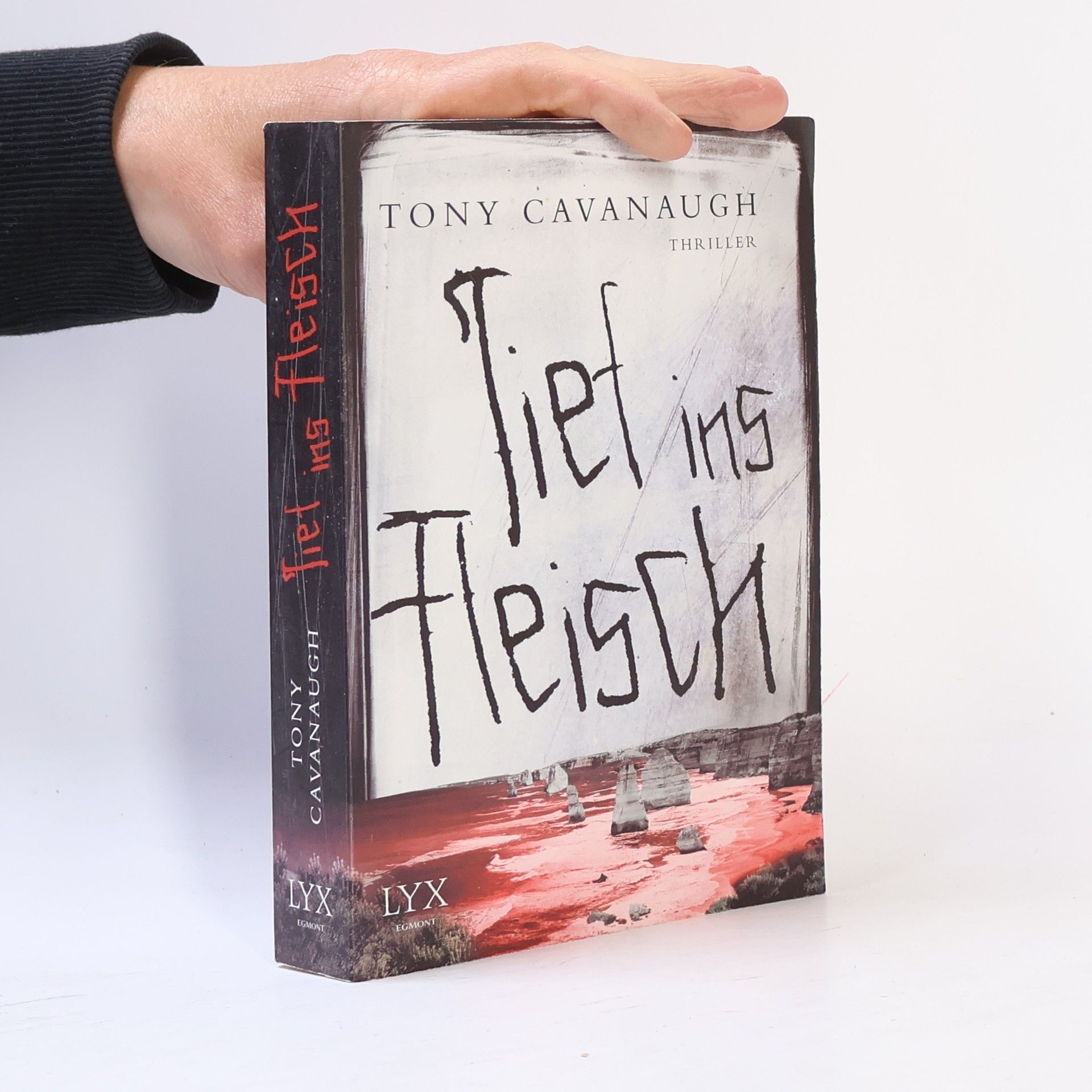 Tony Cavanaugh Tief ins Fleisch