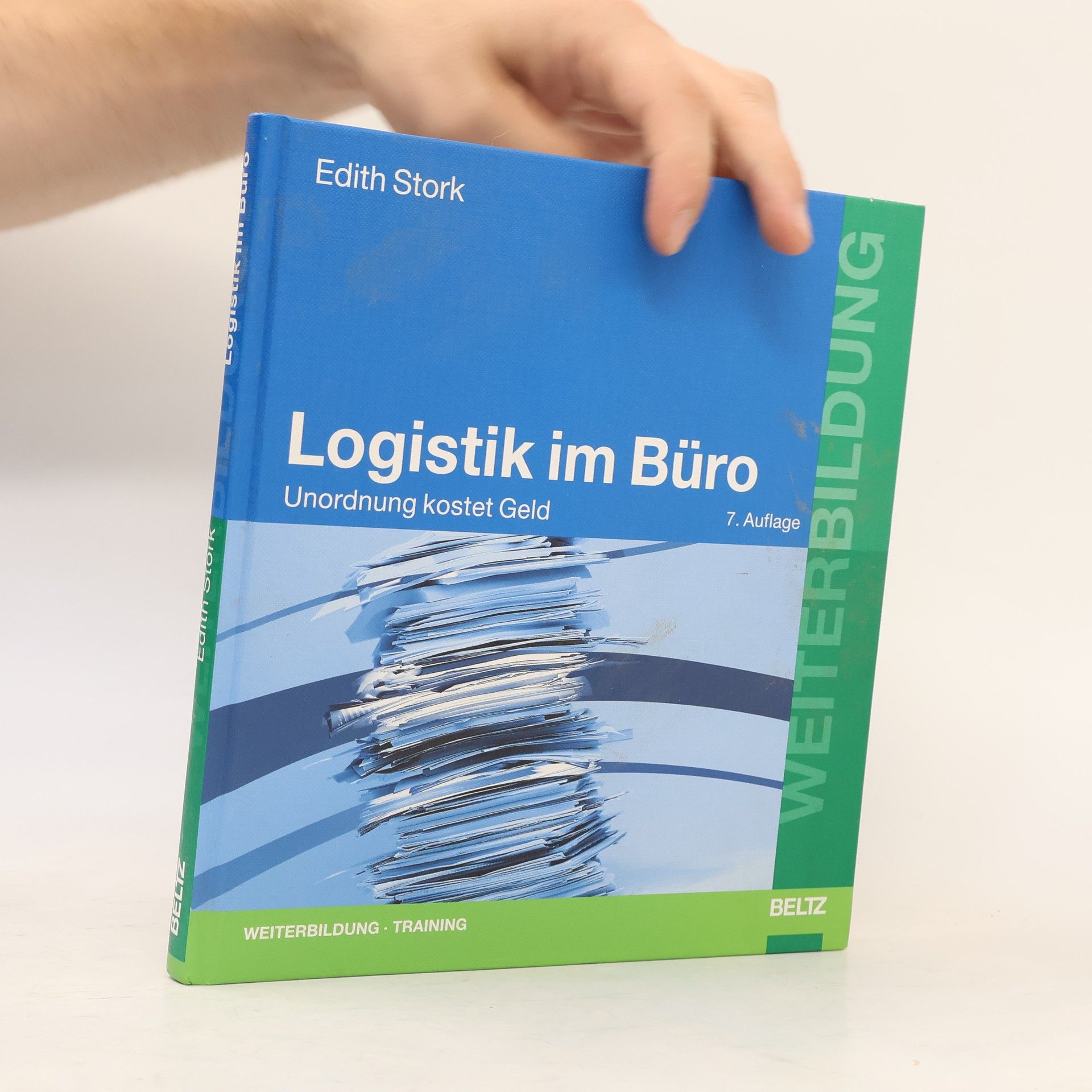 Edith Stork Logistik im Büro