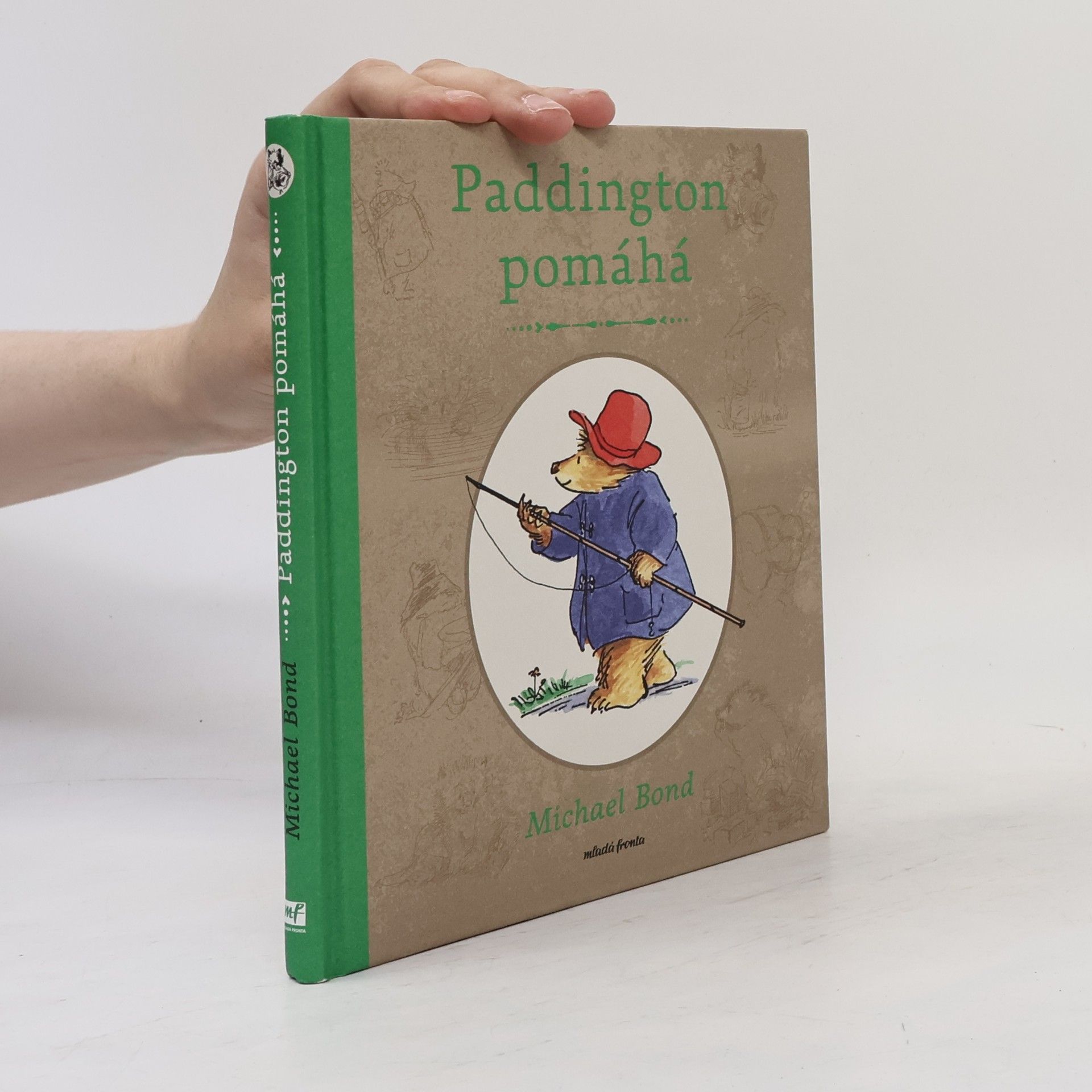 Paddington pomáhá