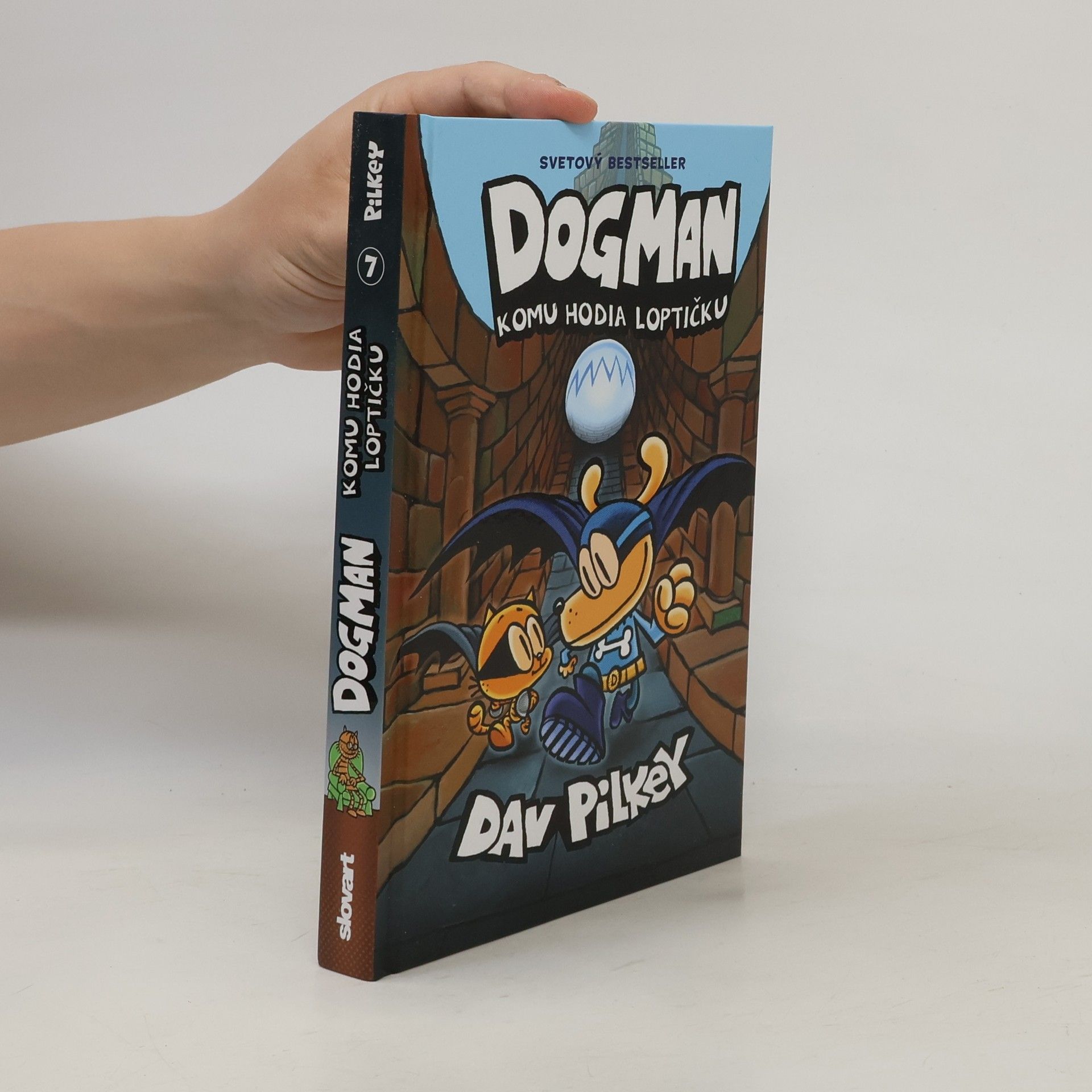 Dav Pilkey Dogman. Komu hodia loptičku