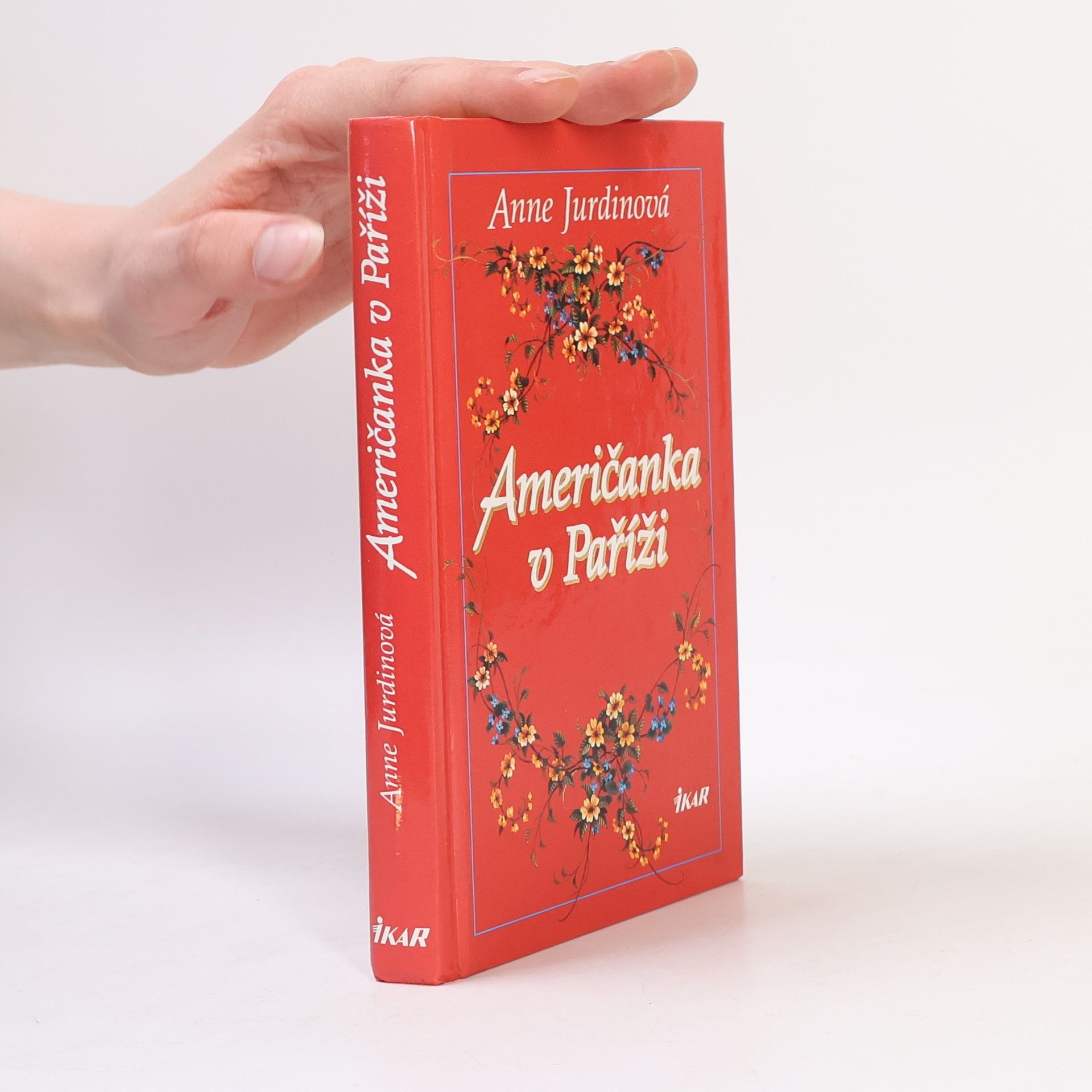 Anne Jurdin Američanka v Paříži