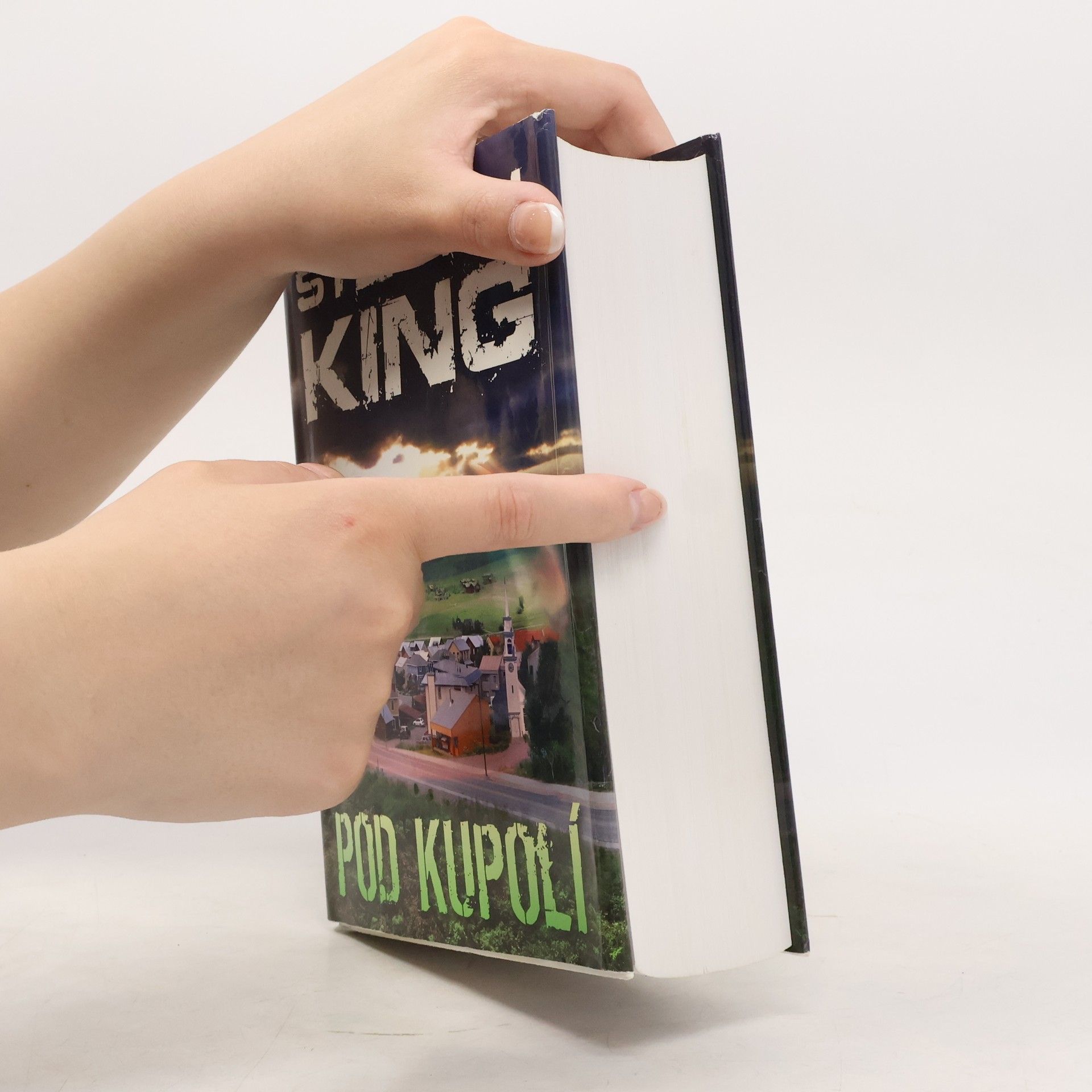 Stephen King Pod kupolí