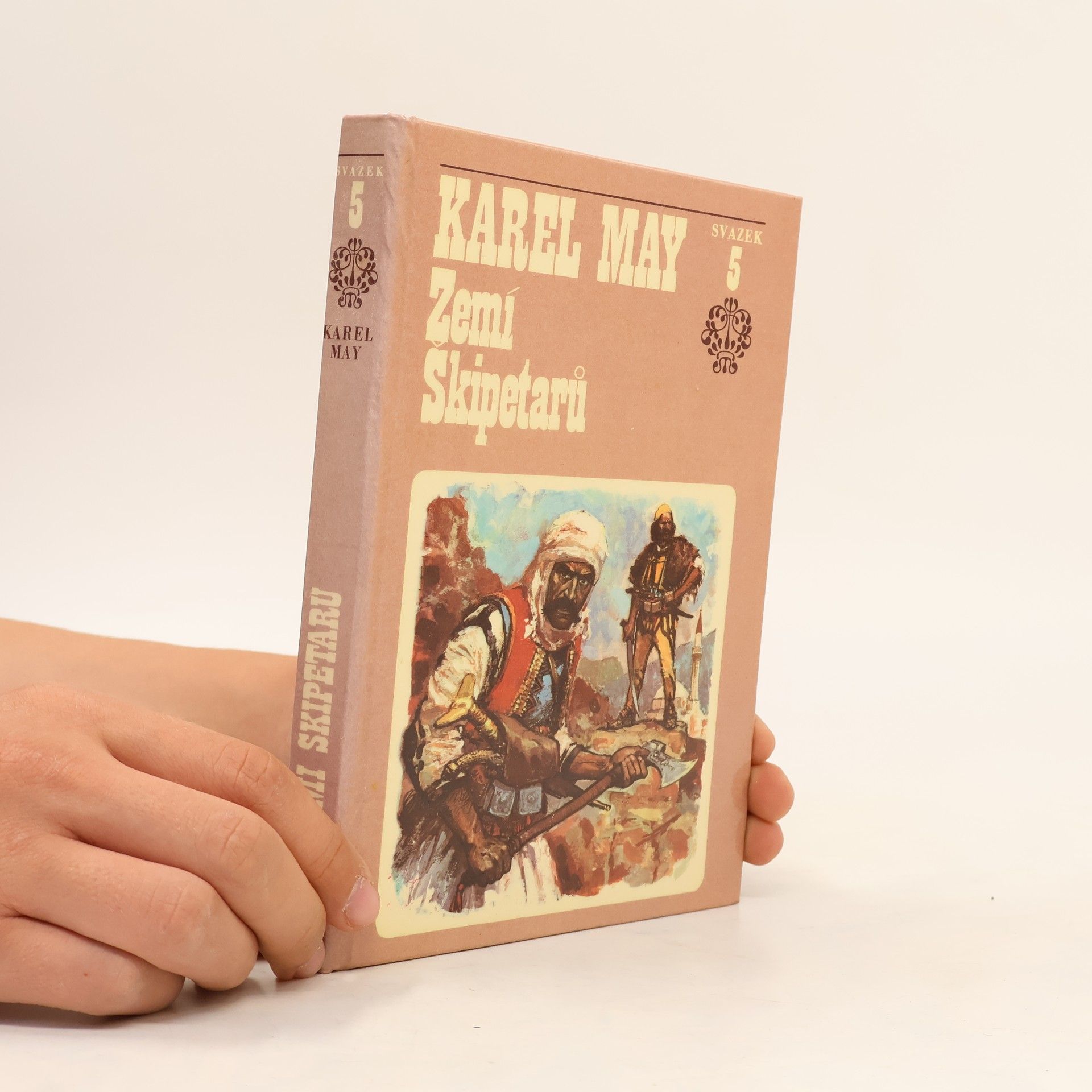 Karl May Zemí Škipetarů