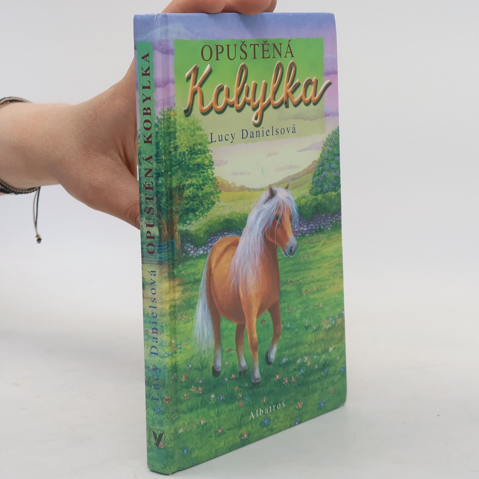 Lucy Daniels Opuštěná kobylka