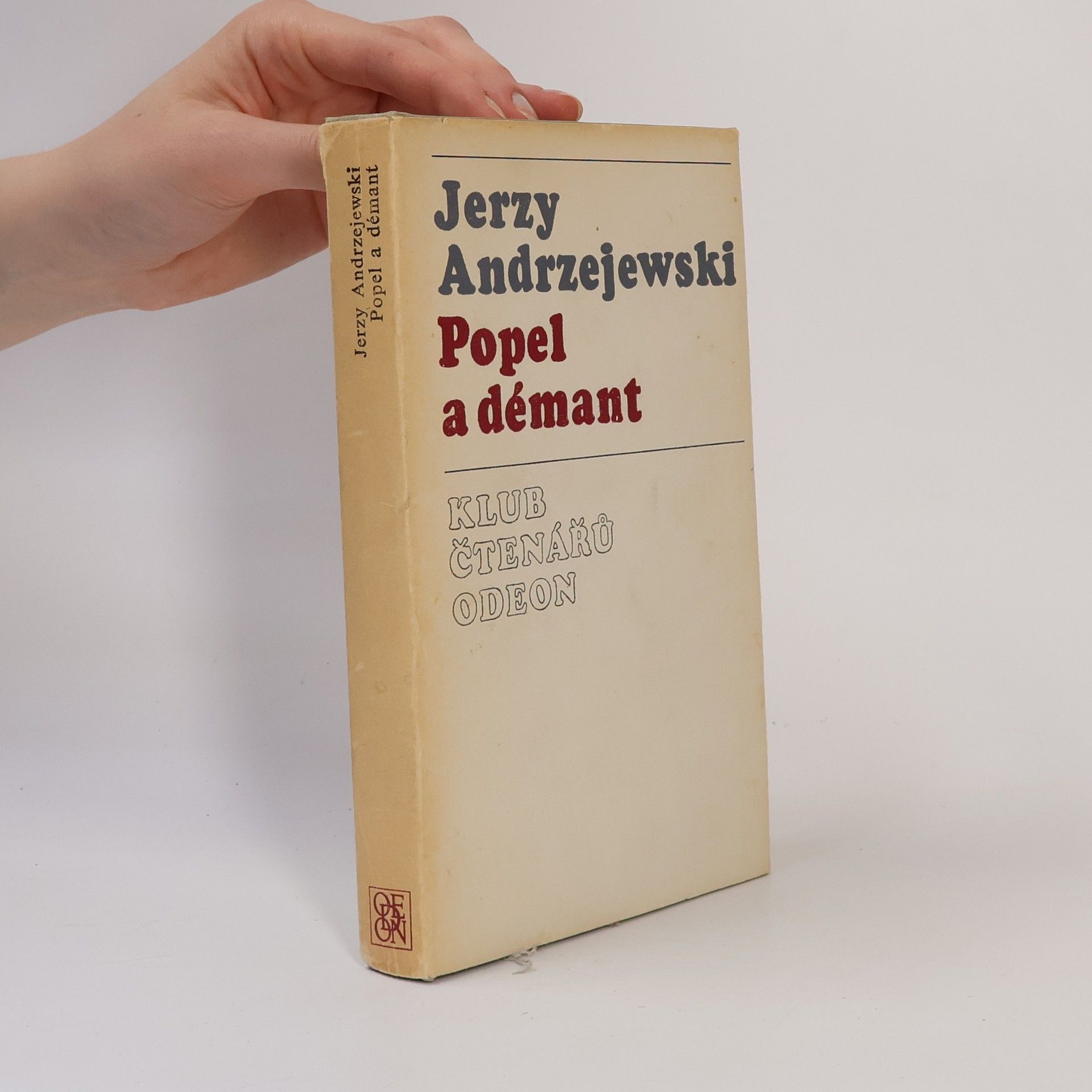 Jerzy Andrzejewski Popel a démant
