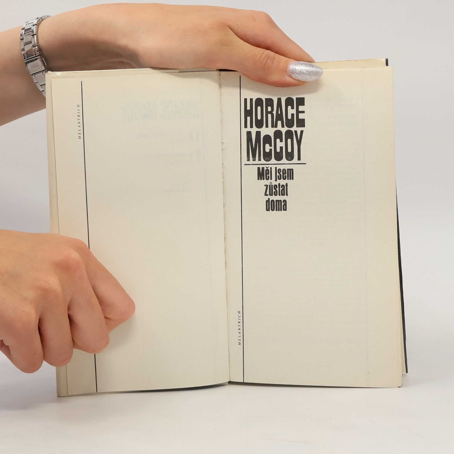 Horace McCoy Měl jsem zůstat doma. Koně se přece střílejí