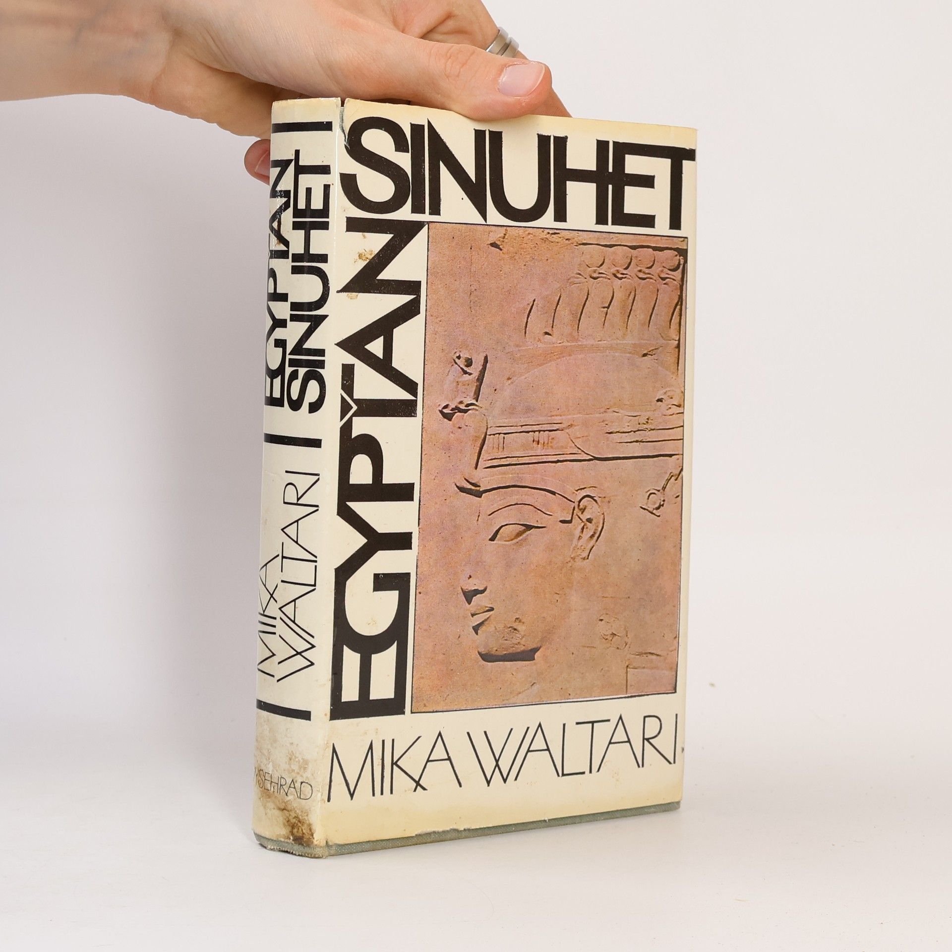 Mika Waltari Egypťan Sinuhet