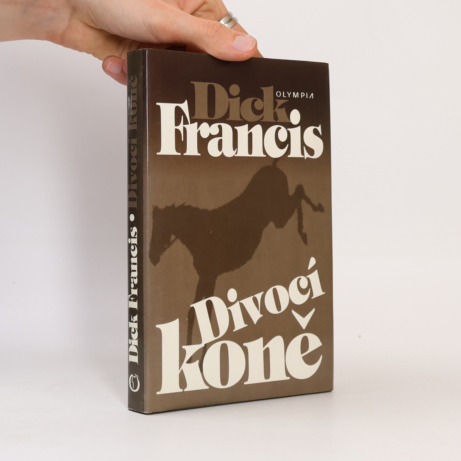 Dick Francis Divocí koně