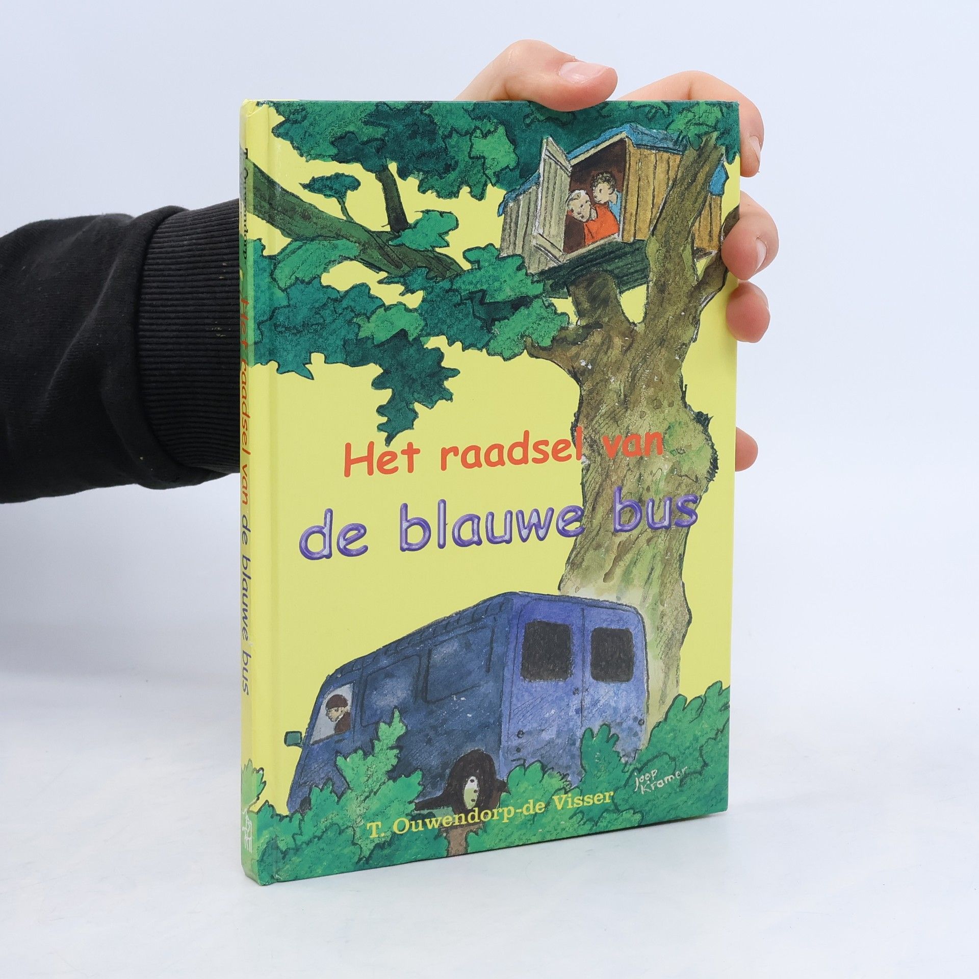 T. Ouwendorp-de Visser Het raadsel van de blauwe bus