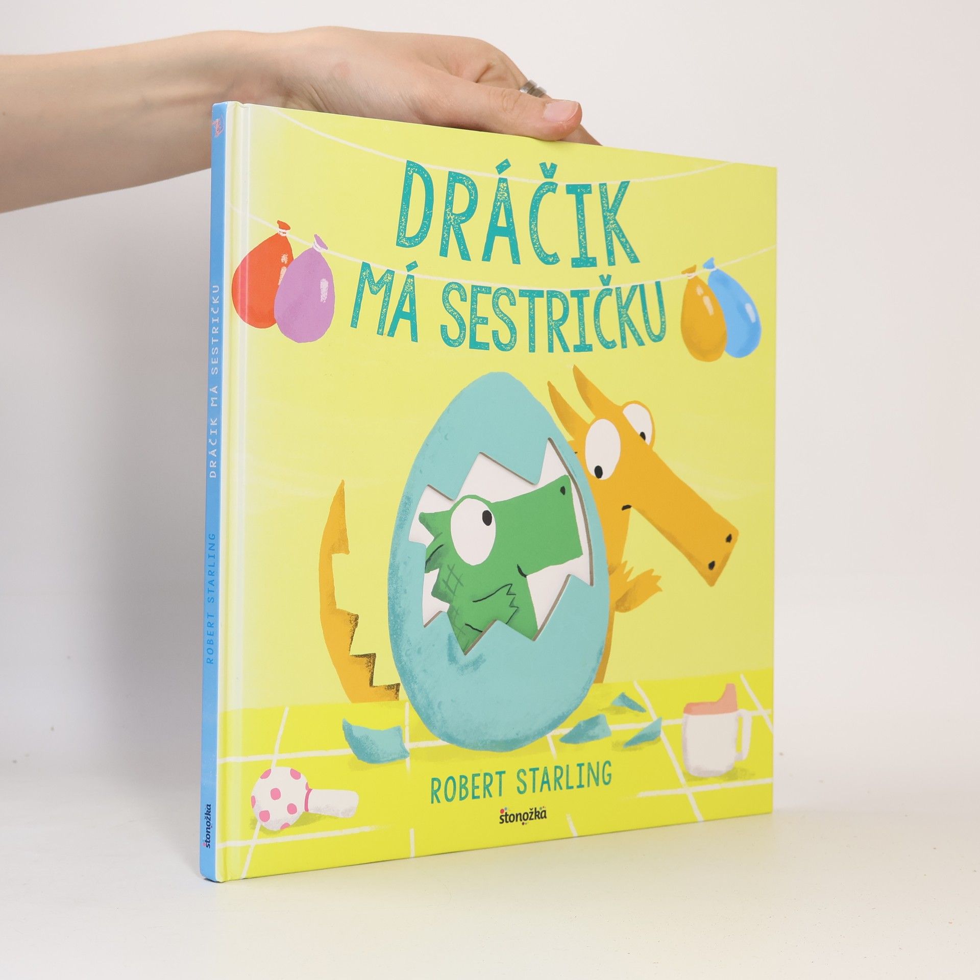 Robert Starling Dráčik má sestričku