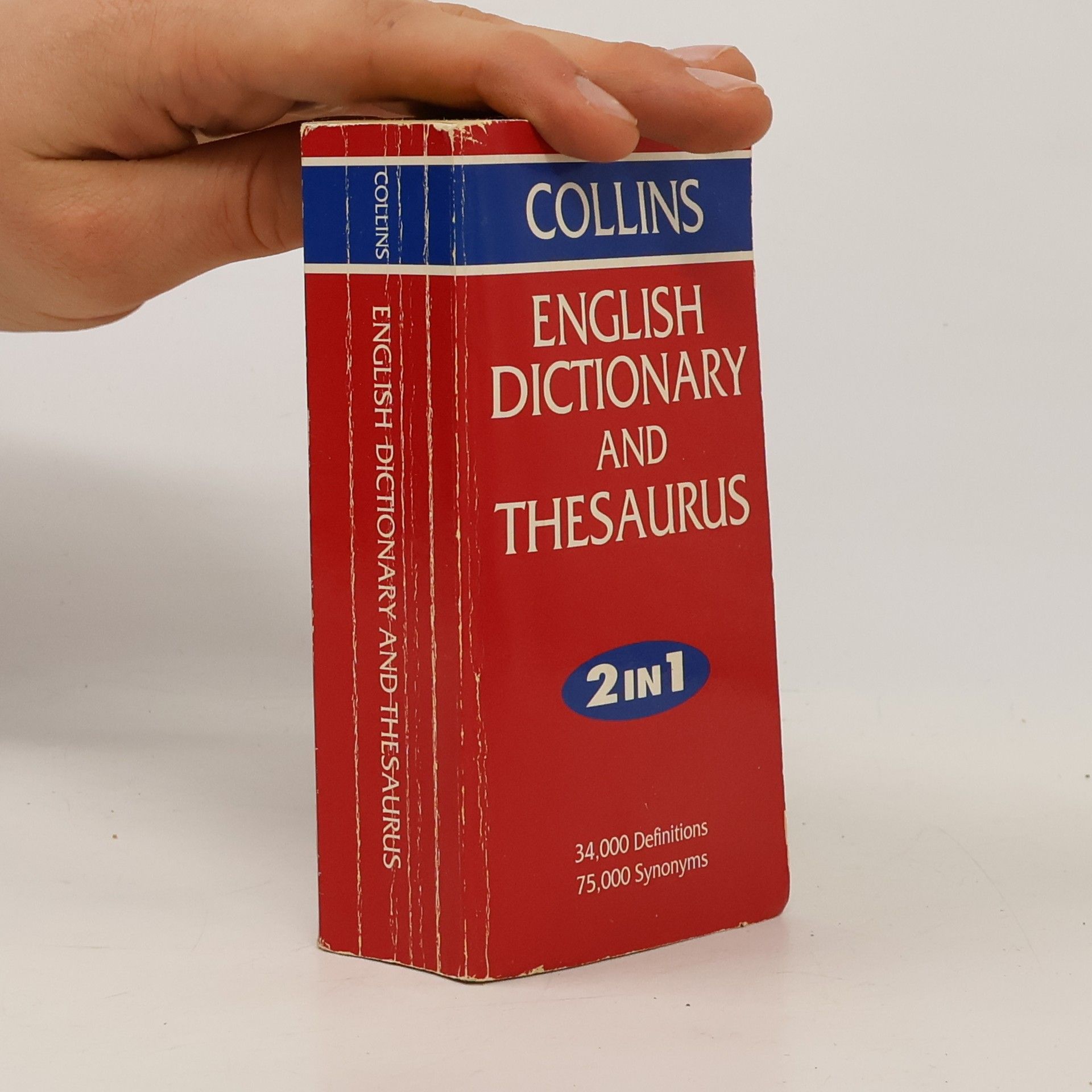 Autorenkollektiv English Dictionary and Thesaurus 2 in 1